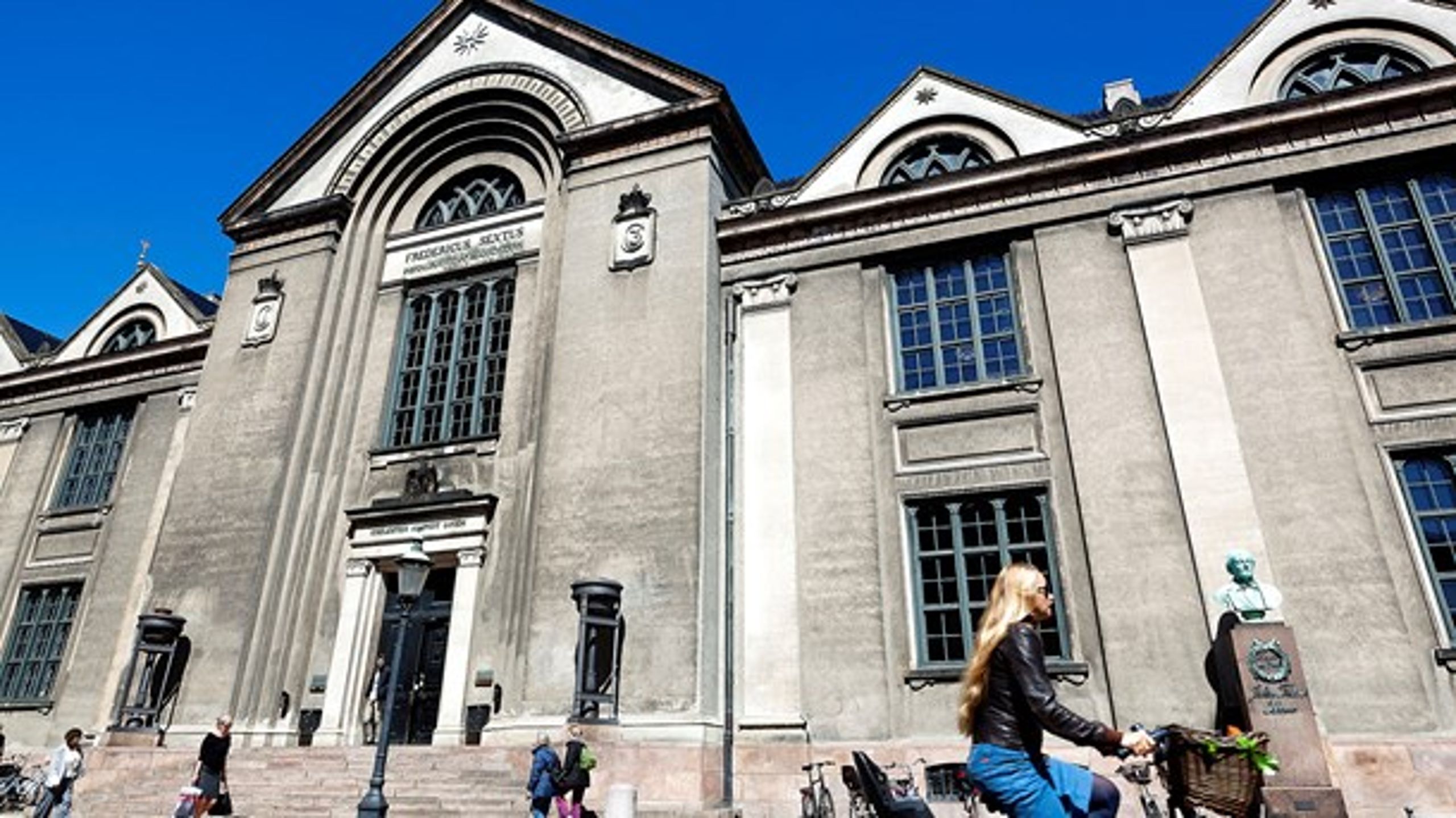 Der er sket et fald i antallet af samarbejdsaftaler med mellem universiteter og det private erhvervsliv, hvor landets største universitet, Københavns Universitet,&nbsp;placerer under sig under Aarhus Universitet og DTU.