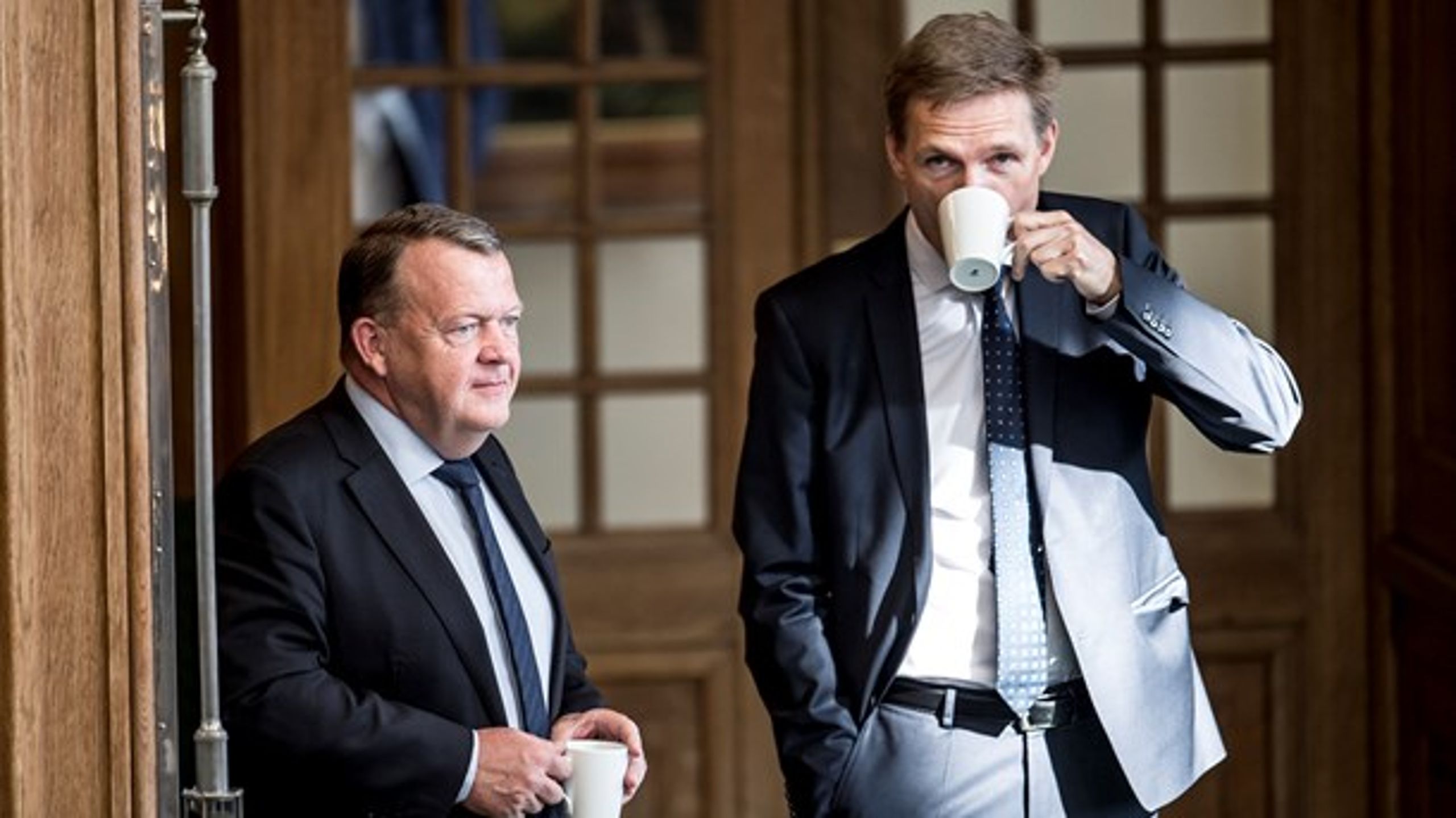 Dansk Folkepartis formand, Kristian Thulesen Dahl, kræver, at Liberal Alliance ikke får indflydelse på et blåt regeringsgrundlag.