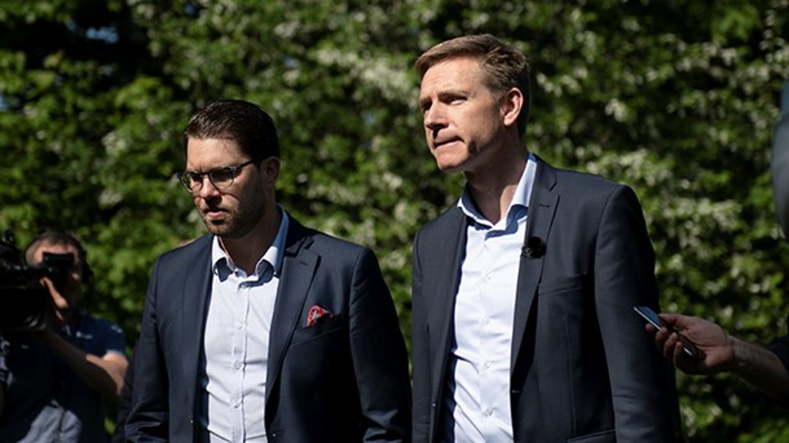 DF-formand Kristian Thulesen Dahl tog i maj måned et smut til Malmøs Rosengård med Sverigedemokraternes Jimmie Åkesson. Nu sidder de to partier også sammen i EU-Parlamentet