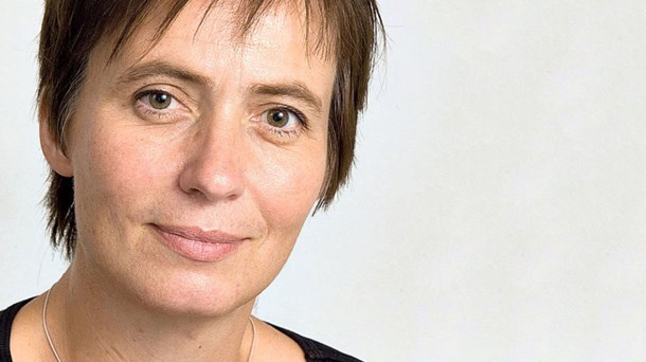 Dorte Crüger har tidligere siddet i Ledelseskommisionen og har været formand for Kræftens Bekæmpelse fra 2015 frem til foråret 2018.