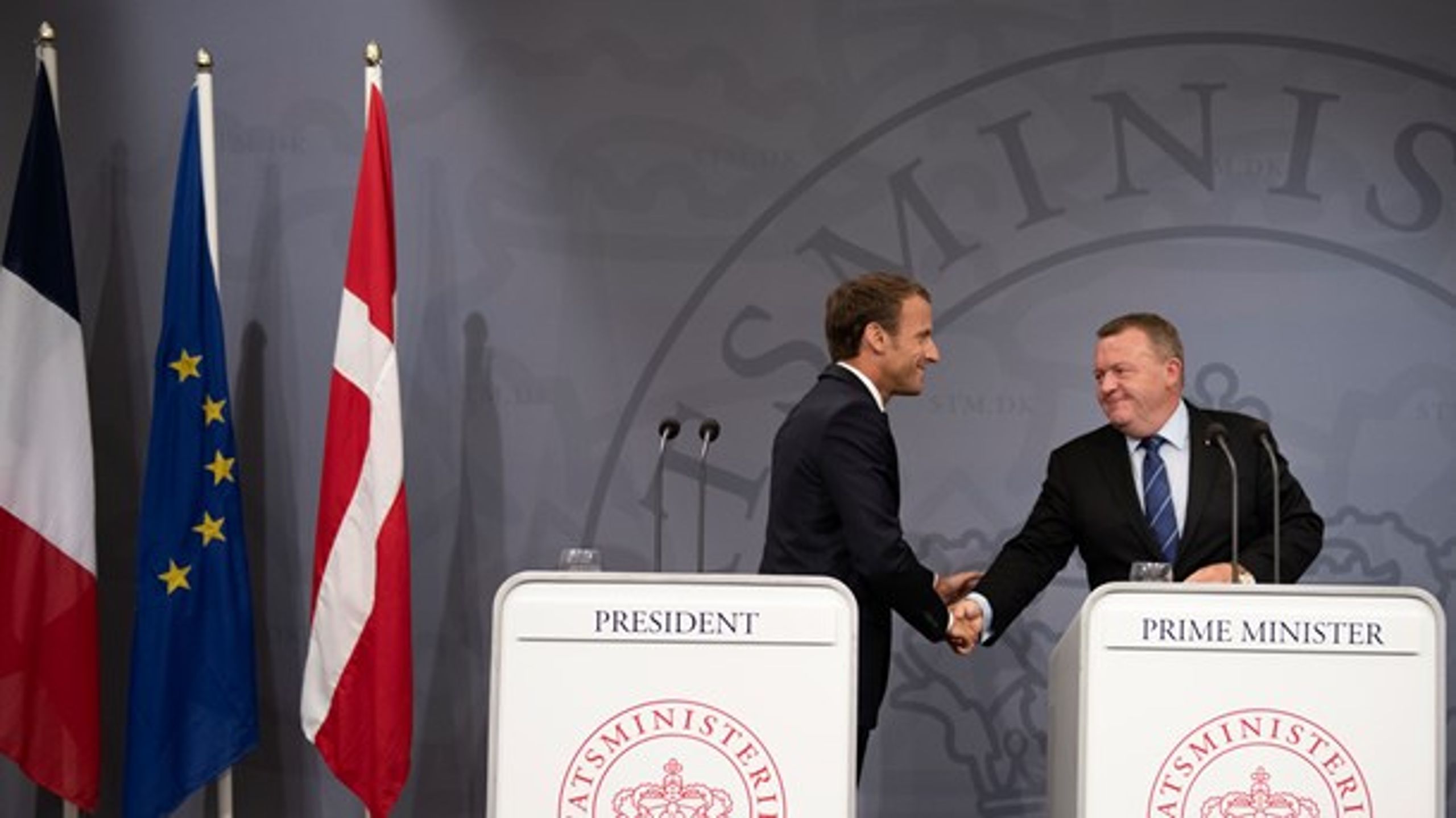 Både Emmanuel Macron og Lars Løkke Rasmussen vil gerne have et tættere samarbejde om forsvarspolitik.