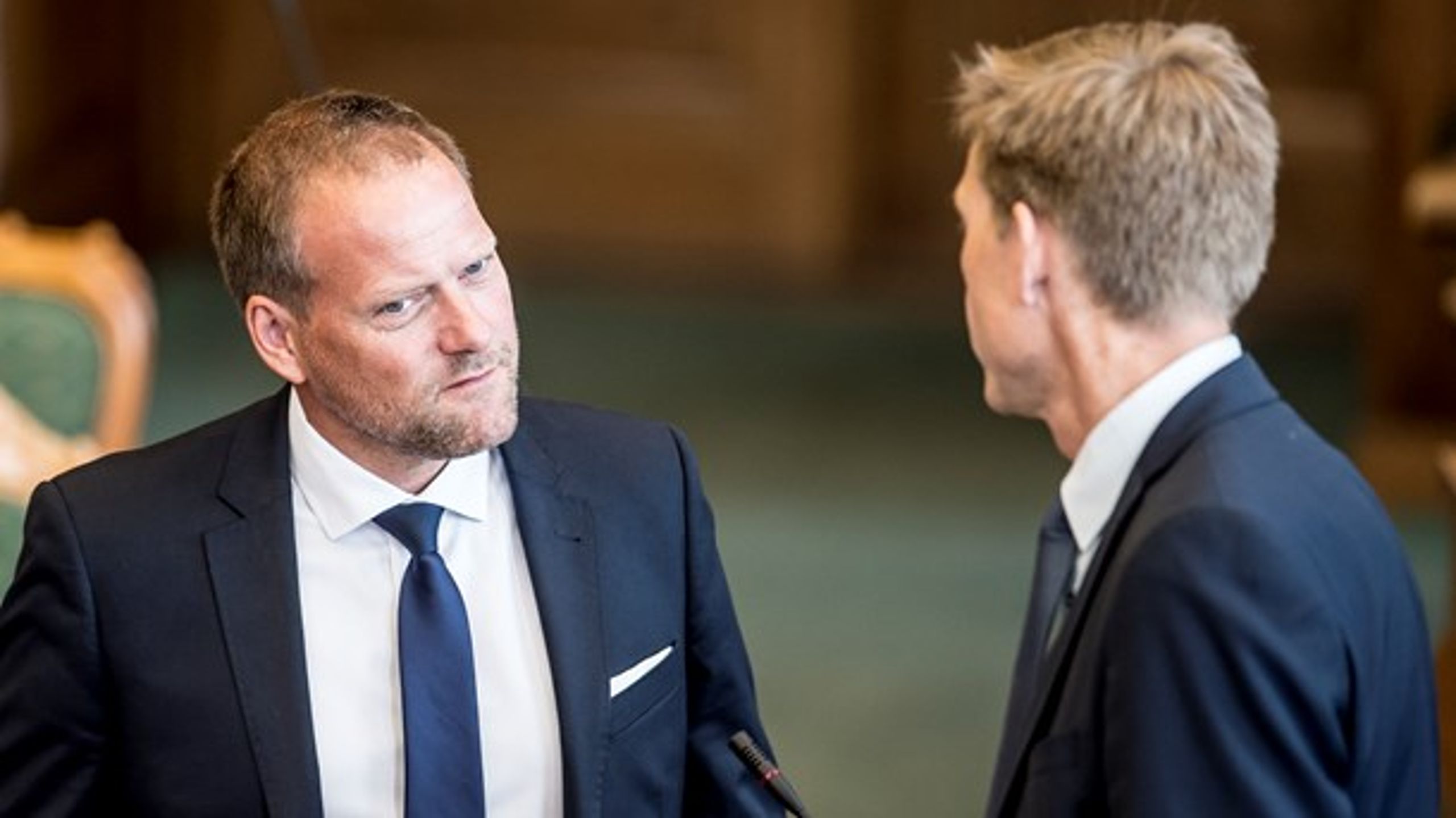 Dansk Folkepartis krav om et paradigmeskift kommer til at blive en knast i&nbsp;de kommende forhandlinger om en ny finanslov, siger René Christensen (DF).