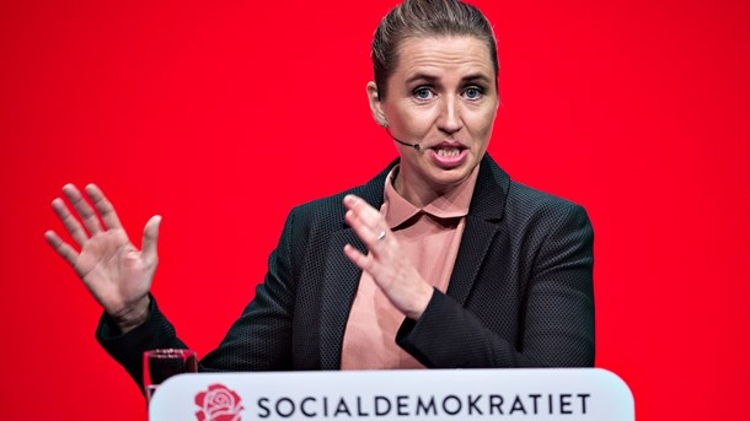 Socialdemokratiet holder Kongres i weekenden. Kan Mette Frederiksen samle oppositionen? Altingets chefredaktør er i studiet.