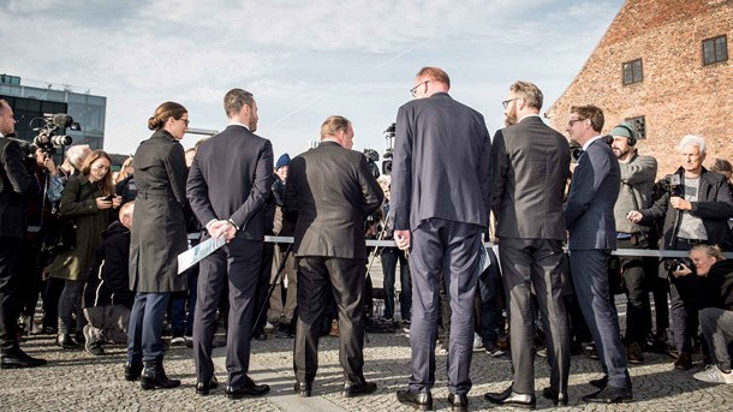 Seks ministre var med til at præsentere regeringens klimaudspil i København tirsdag.