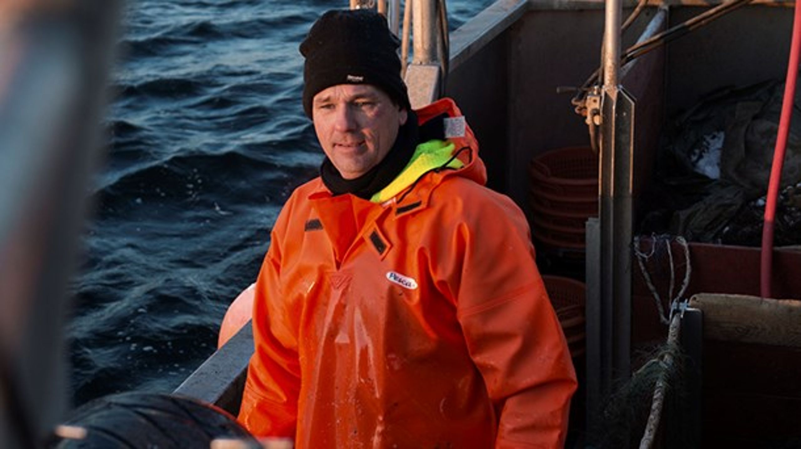 Fiskeriminister Eva Kjer Hansen (V) vil ikke offentliggøre en rapport om DFPO's foreningstvang og MSC-certificeringen, lyder kritikken fra FSK.