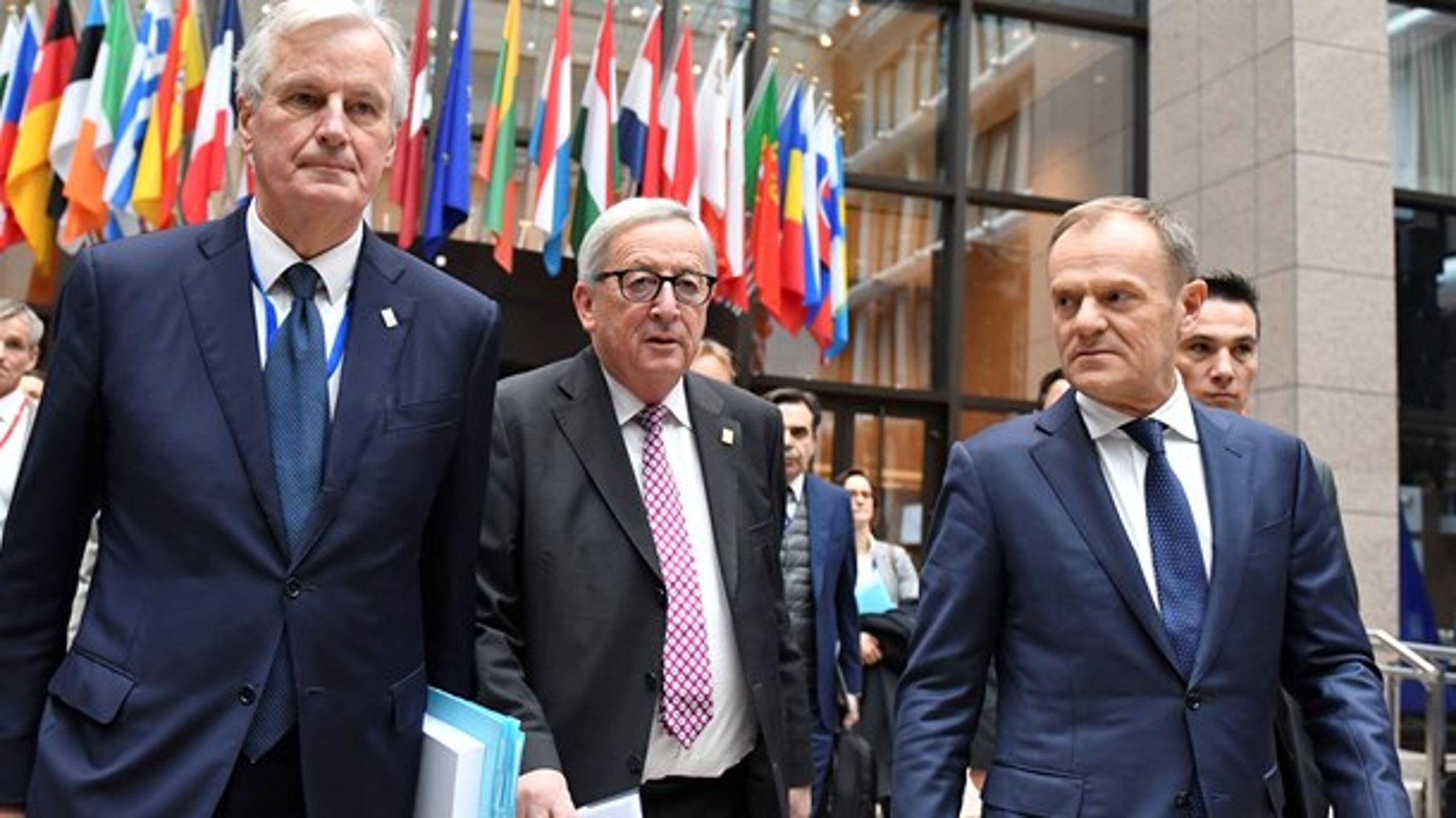 EU-siden har strakt sig så langt som overhovedet muligt i skilsmisseforhandlingerne med briterne, lød det klare budskab fra&nbsp;EU's Brexit-chefforhandler, Michel Barnier (t.v.), kommissionsformand Jean-Claude Juncker (mf.) og formand for Det Europæiske Råd, Donald Tusk (th.).