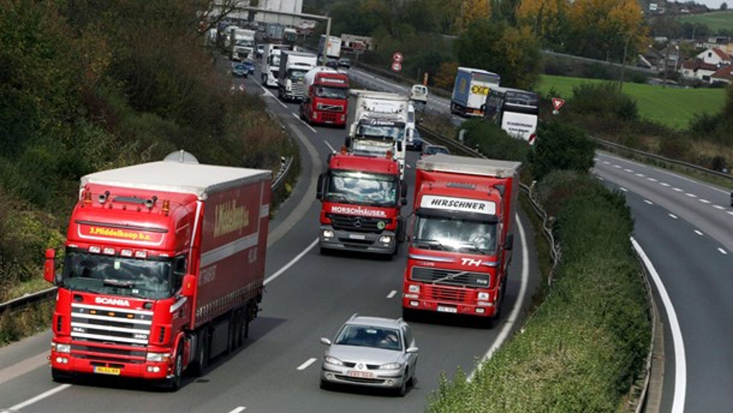 Sent tirsdag nåede EU's medlemslande til enighed om deres forslag til en ny regulering af landevejens godstransport.