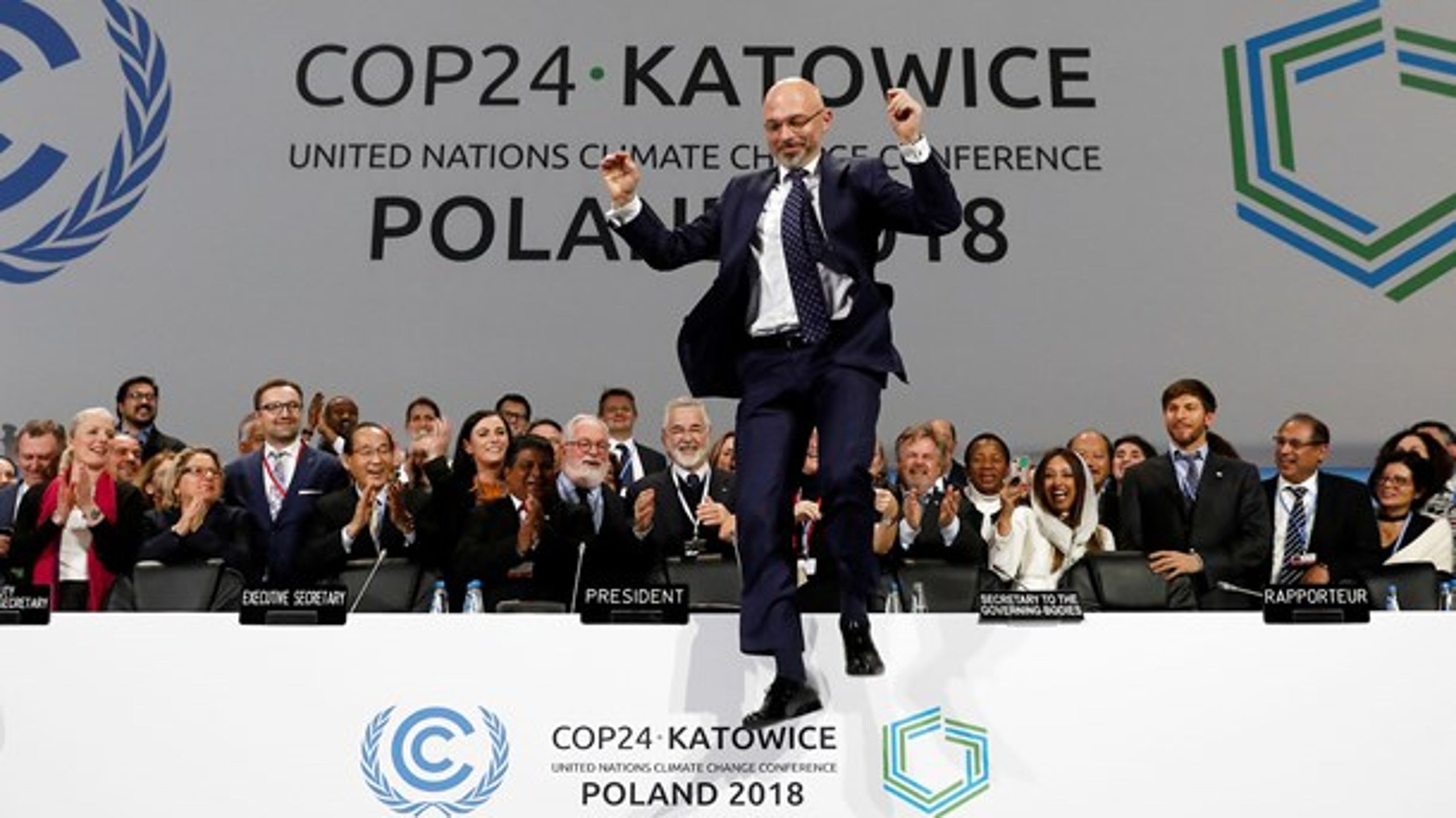 COP24-præsidenten, polske Michal Kurtyka, var flyvende, efter aftalen var i hus lørdag aften.