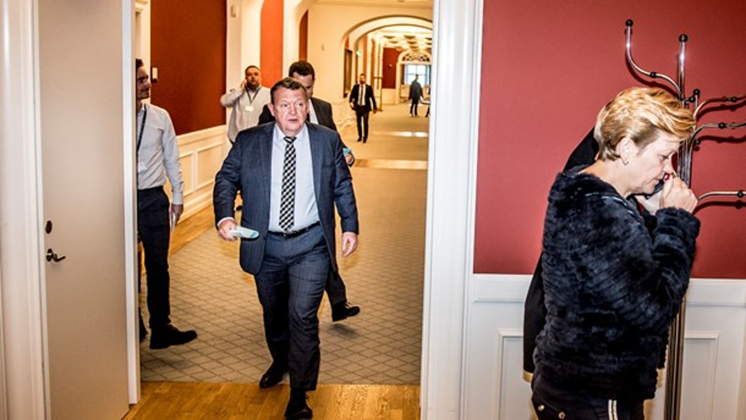 Lars Løkke Rasmussen (V) fortalte tirsdag Venstres folketingsgruppe, at regeringens sundhedsreformudspil indeholder et forslag om at skrotte regionsrådene.