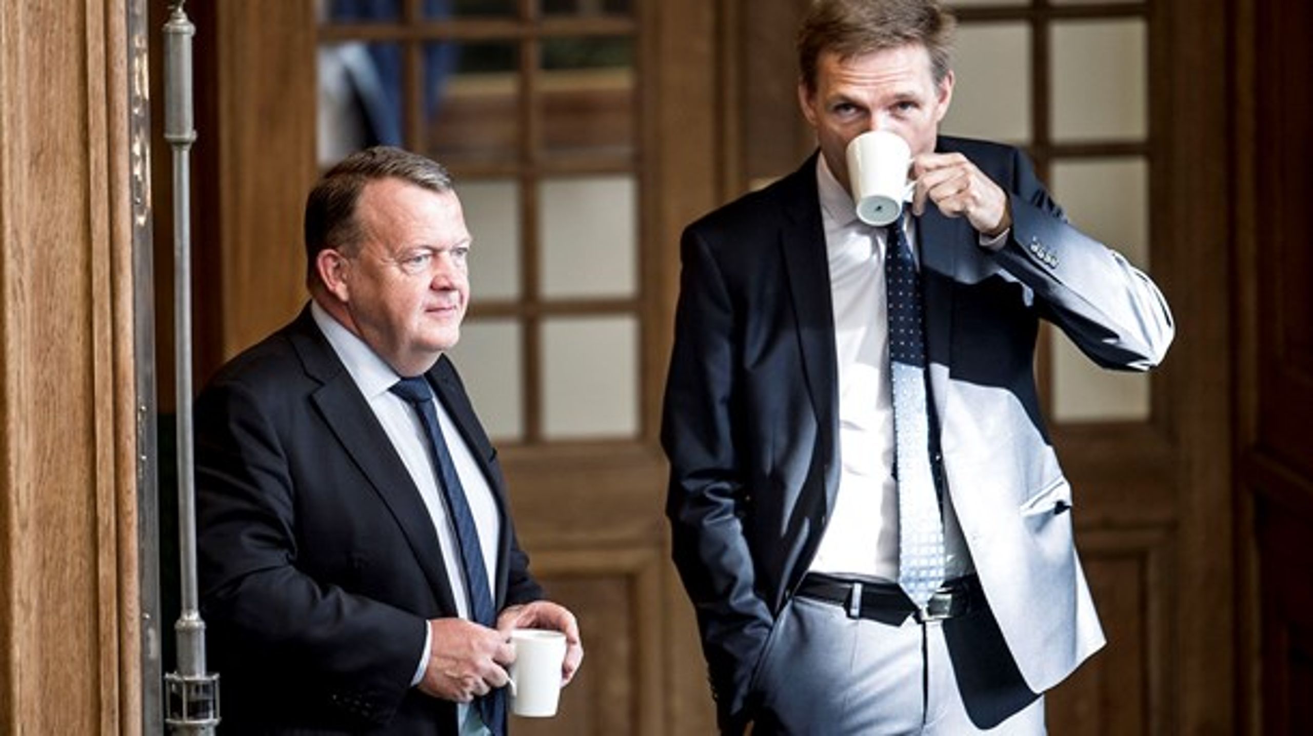 Meget er de enige om, men ikke alt. Lars Løkke Rasmussen vil nu forlænge sin første trepartsaftale om jobforløb for flygtninge, som Kristian Thulesen Dahl tidligere har forsøgt at presse regeringen til at opgive.