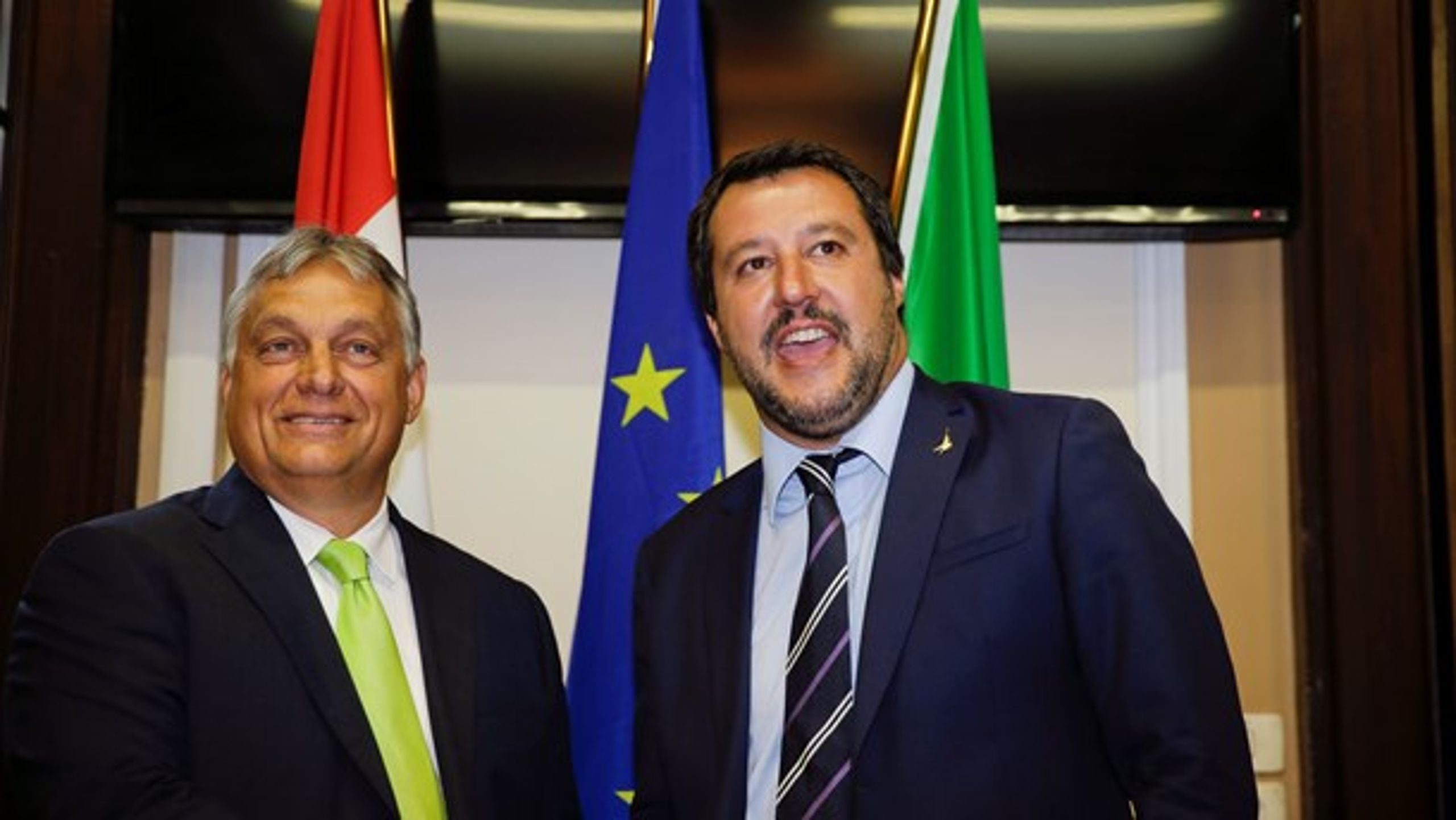 Ungarns premierminister, Viktor Orbán, og Italiens indenrigsminister, Matteo Salvini, til et møde i Milan, august 2018.