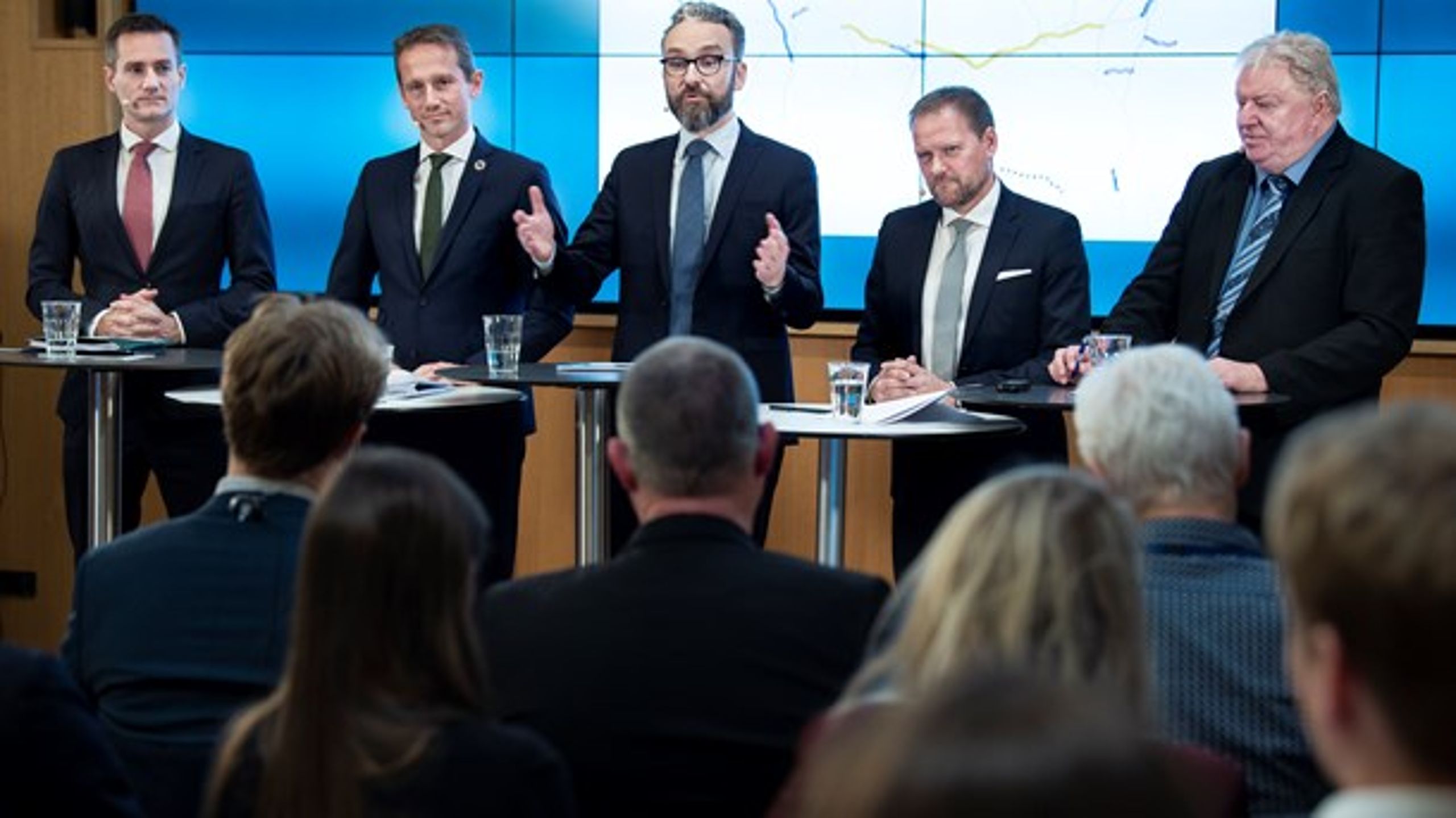 Regeringen og Dansk Folkepartis infrastrukturplan viser endnu engang, at regeringen ikke har det lange sigte for øje, skriver Henning Hylledal (EL).