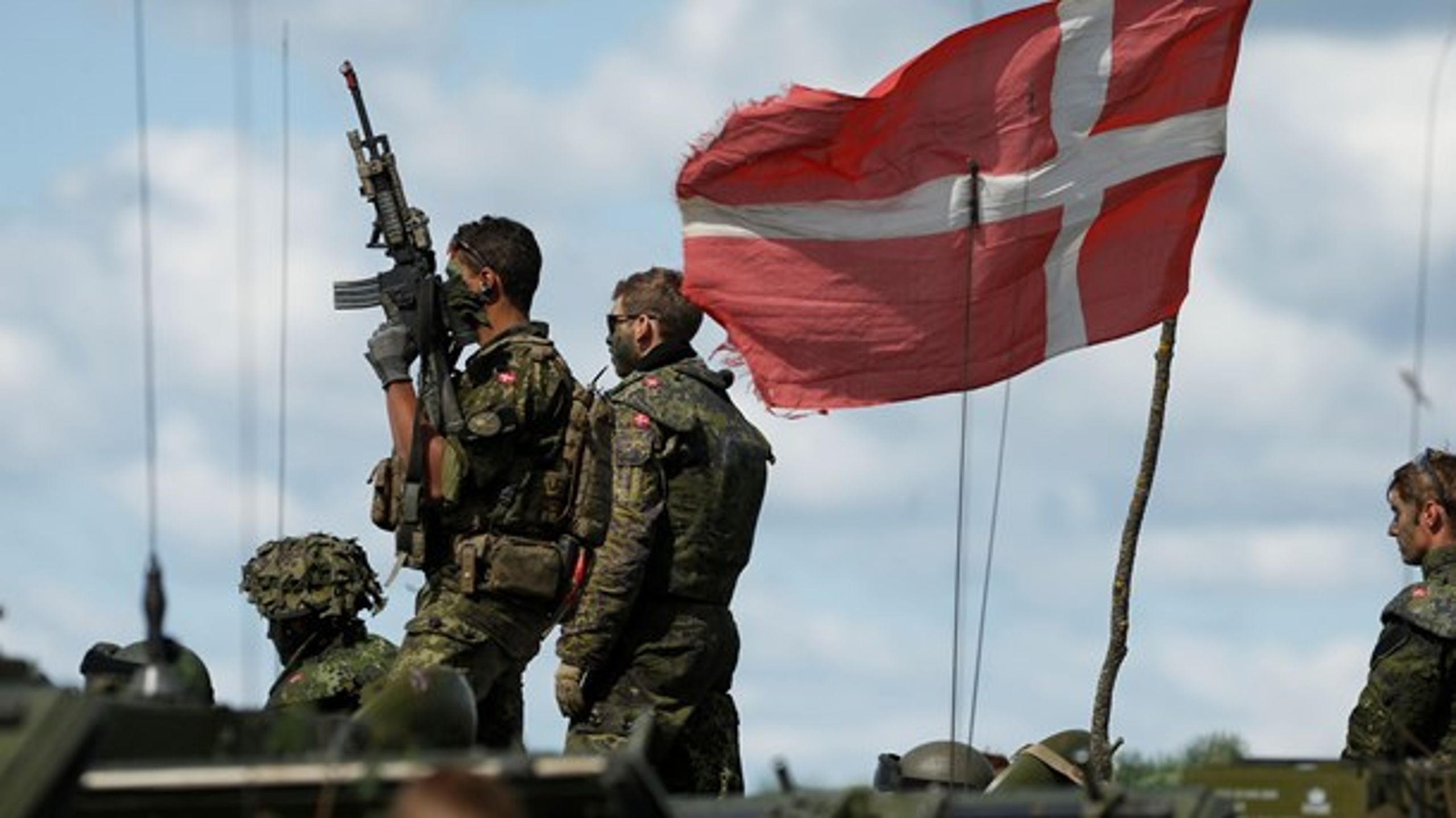 Et flertal af danskerne er enige i, at Danmark bør deltage i et fælles forsvar i EU.