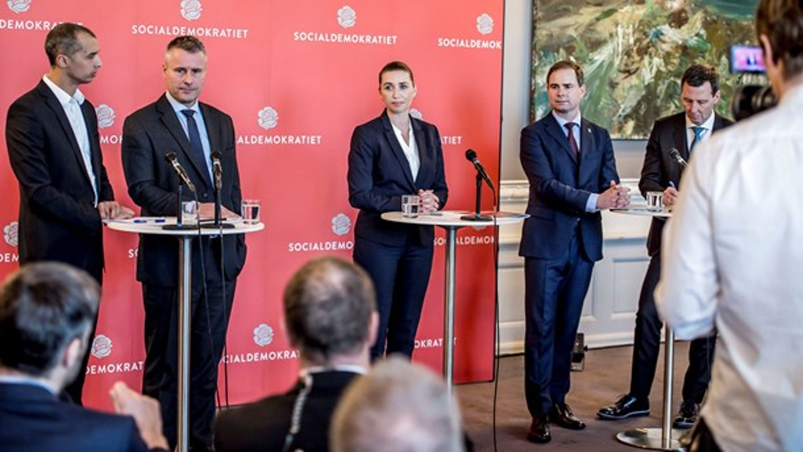 Mattias Tesfaye, Henrik Sass Larsen, Mette Frederiksen og Nick Hækkerup fra Socialdemokratiet præsenterer udlændingeudspil.<br>