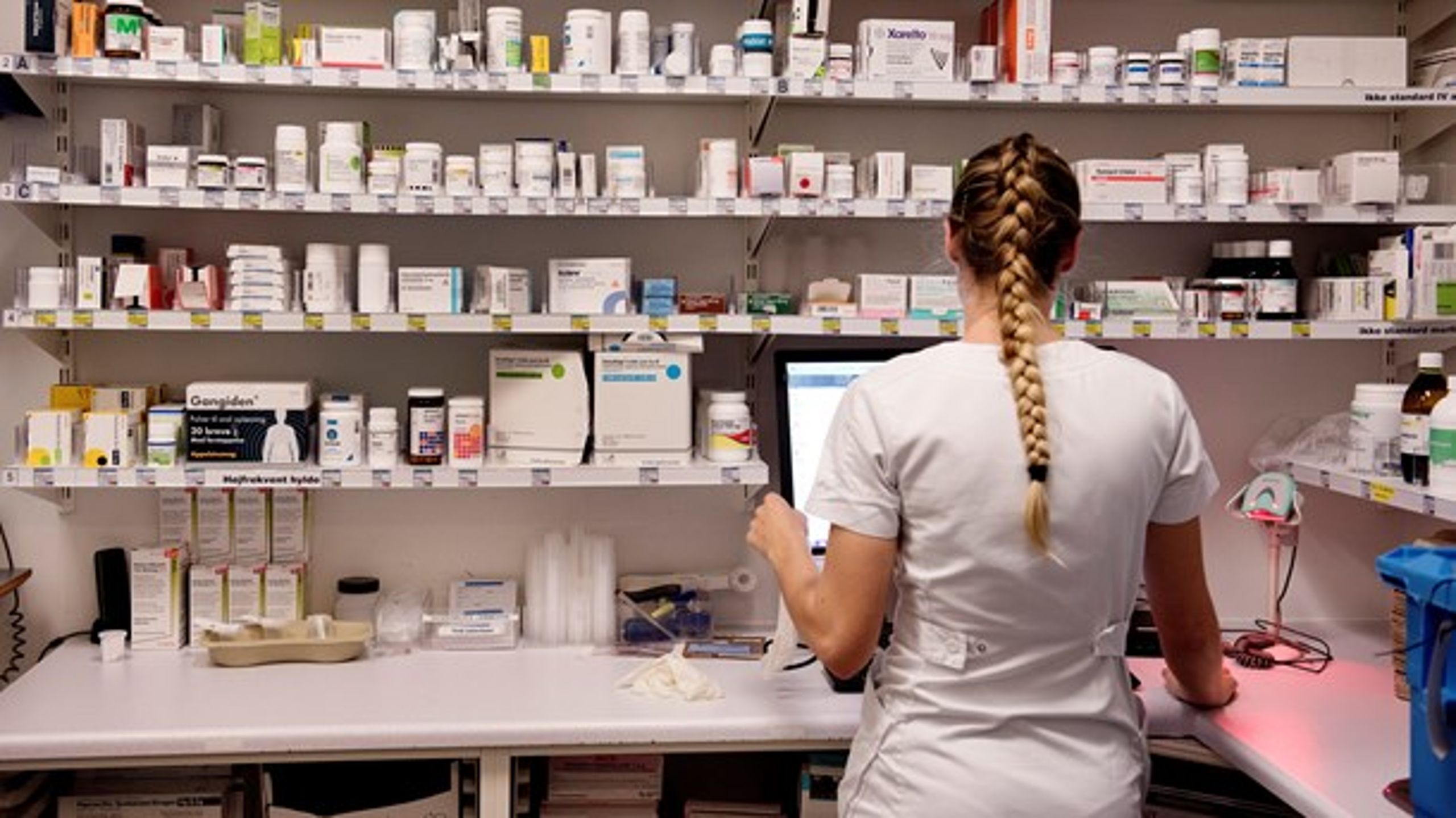 I stedet for sygeplejersker står farmakonomer&nbsp;på Geriatrisk Afdeling i Slagelse for, at patienterne får den rette medicin, skriver Region Sjælland.