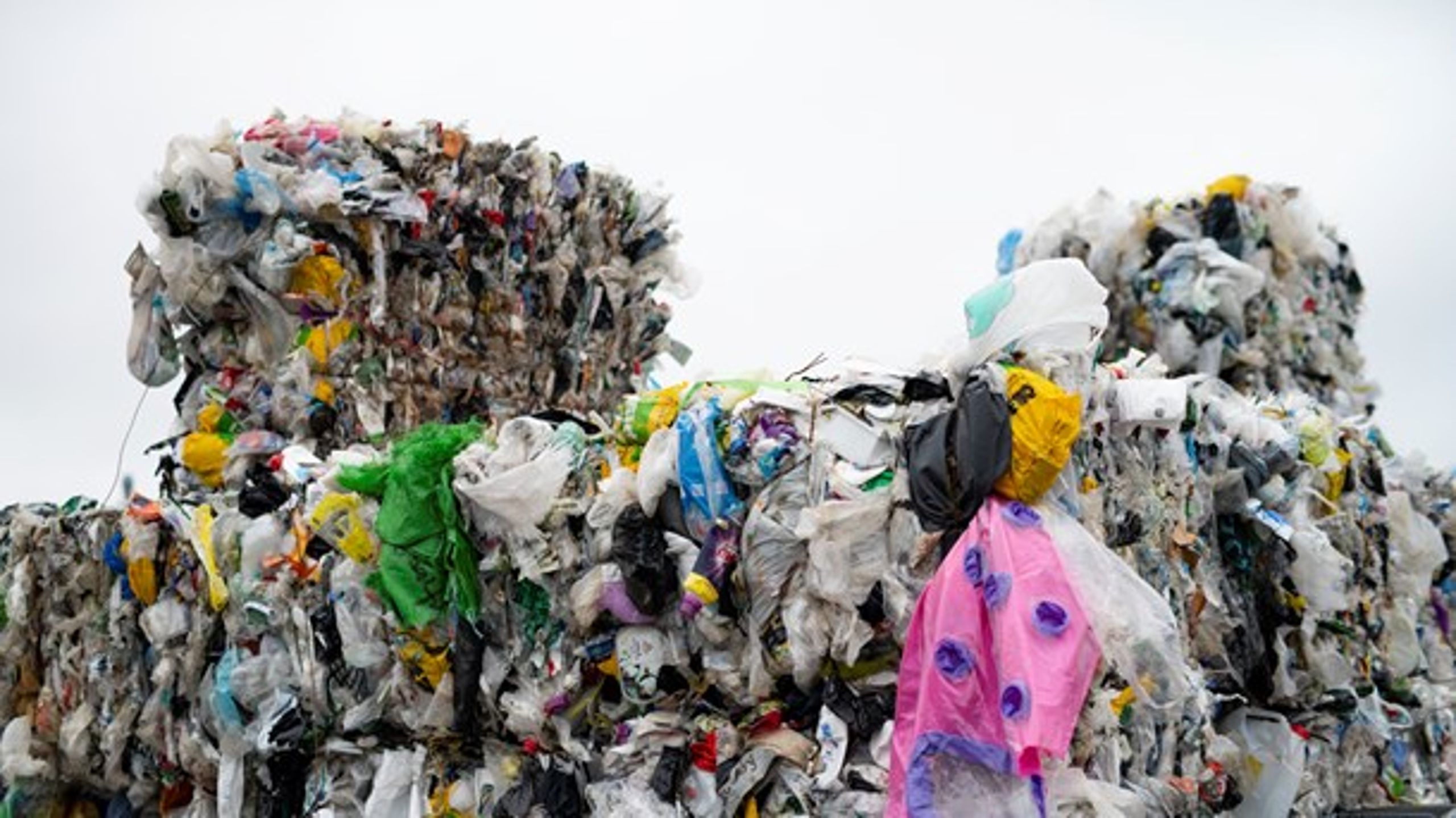 Konkurrence og marked går ikke per automatik miljøets ærinde, når vi taler affald, skriver Charlotte Fischer.