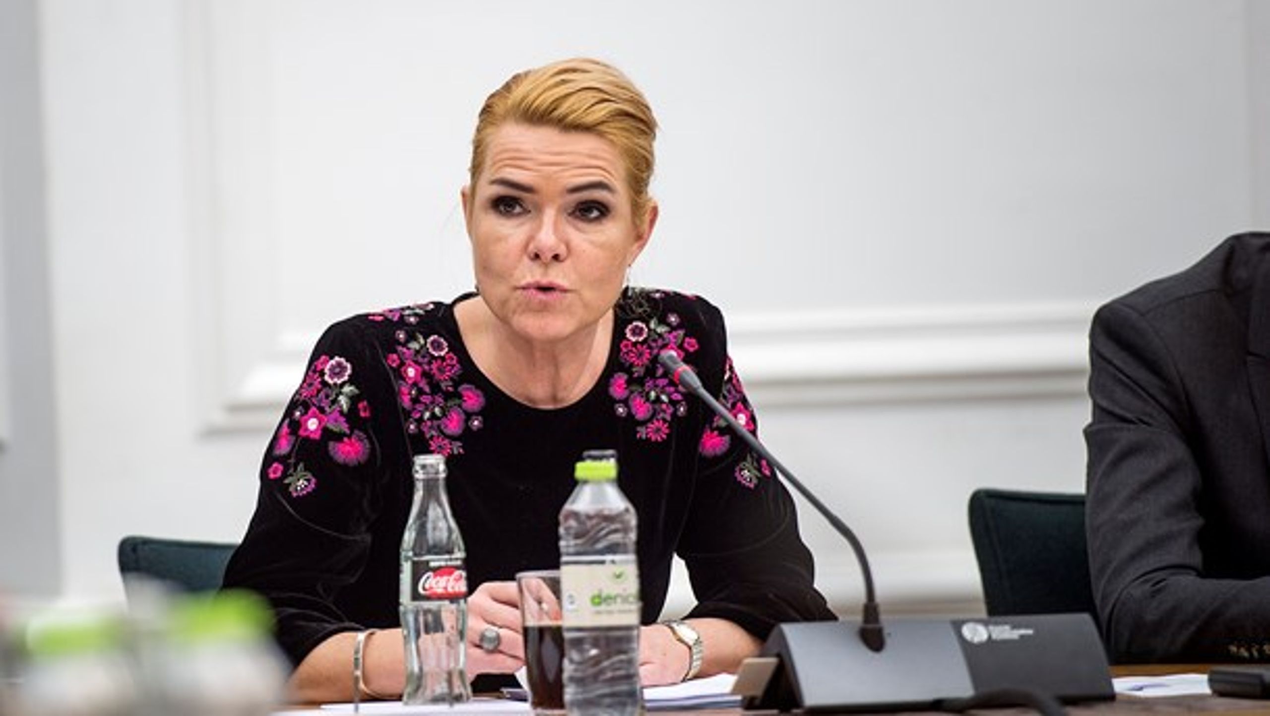 En undersøgelseskommission skal kulegrave Inger Støjbergs rolle i sagen om ulovligt adskilte asylpar.