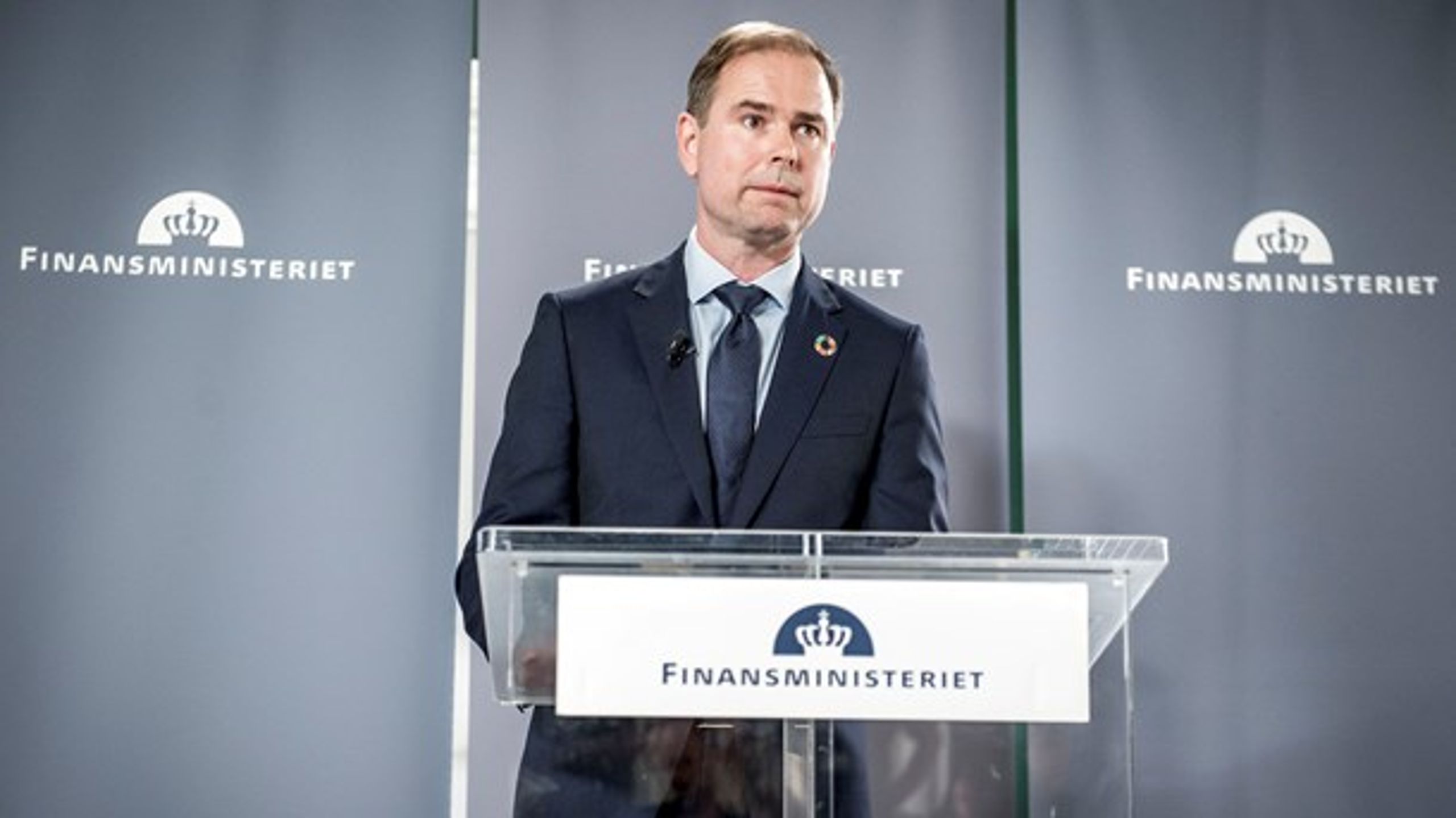 Finansminister Nicolai Wammen (S) siger, han er åben for input til områder, hvor der i dag mangler åbenhed om Finansministeriets beregninger.