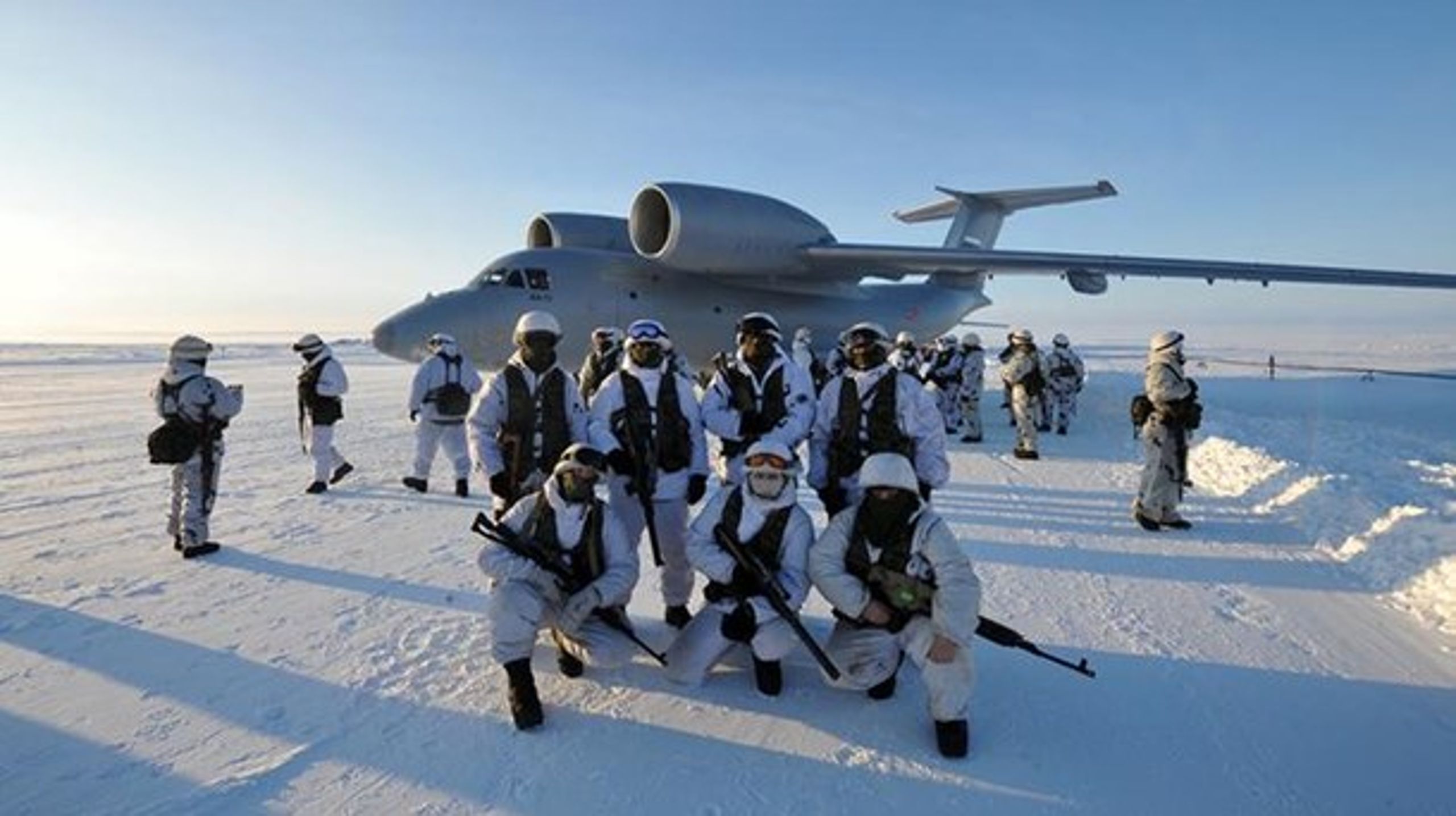 Russiske tropper på øvelse i Arktis.