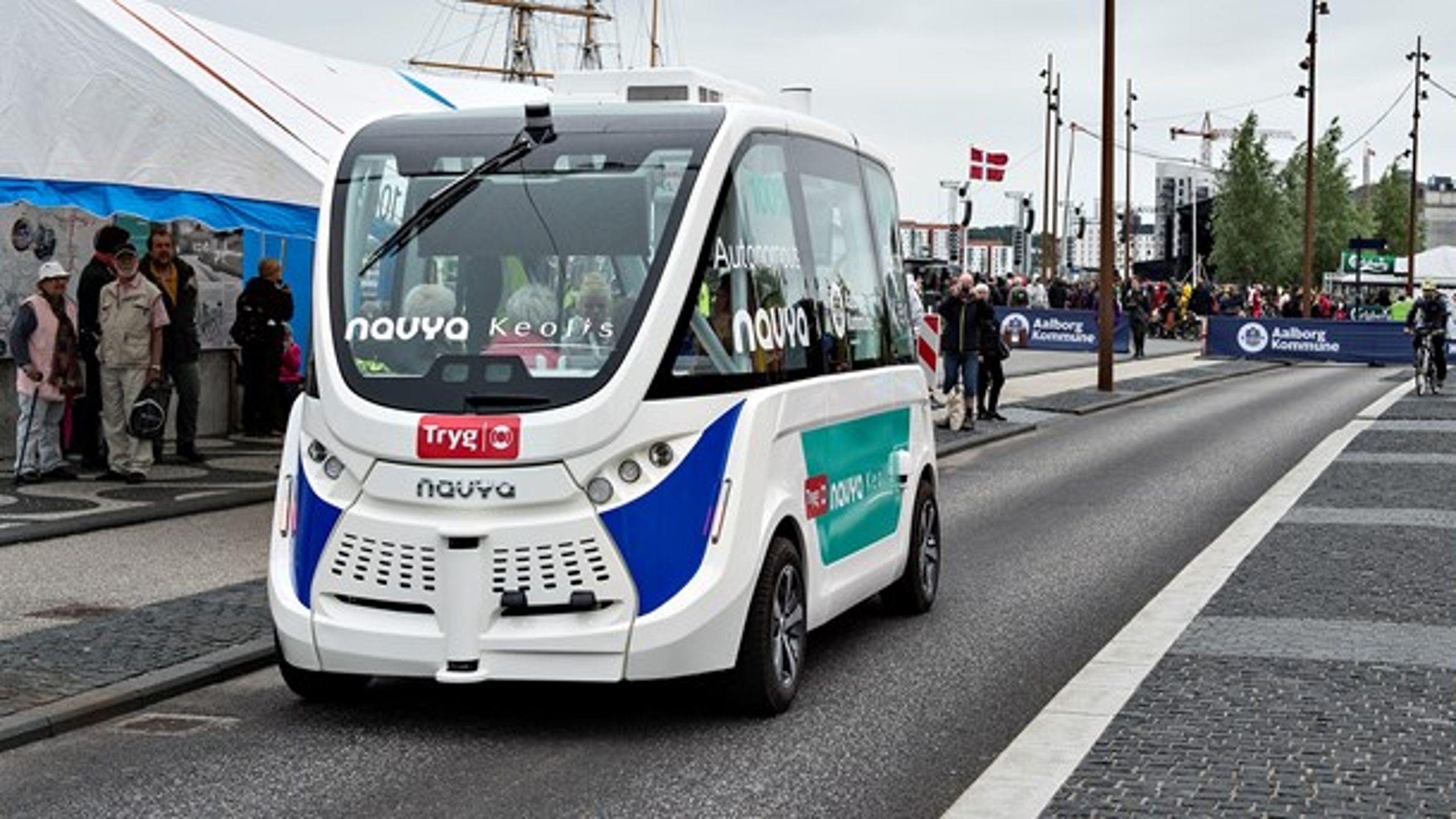 Teknologien er allerede på vej ind i byerne med blandt andet førerløse busser i Aalborg. Men hvilken rolle spiller teknologien egentlig i fremtidens byer?