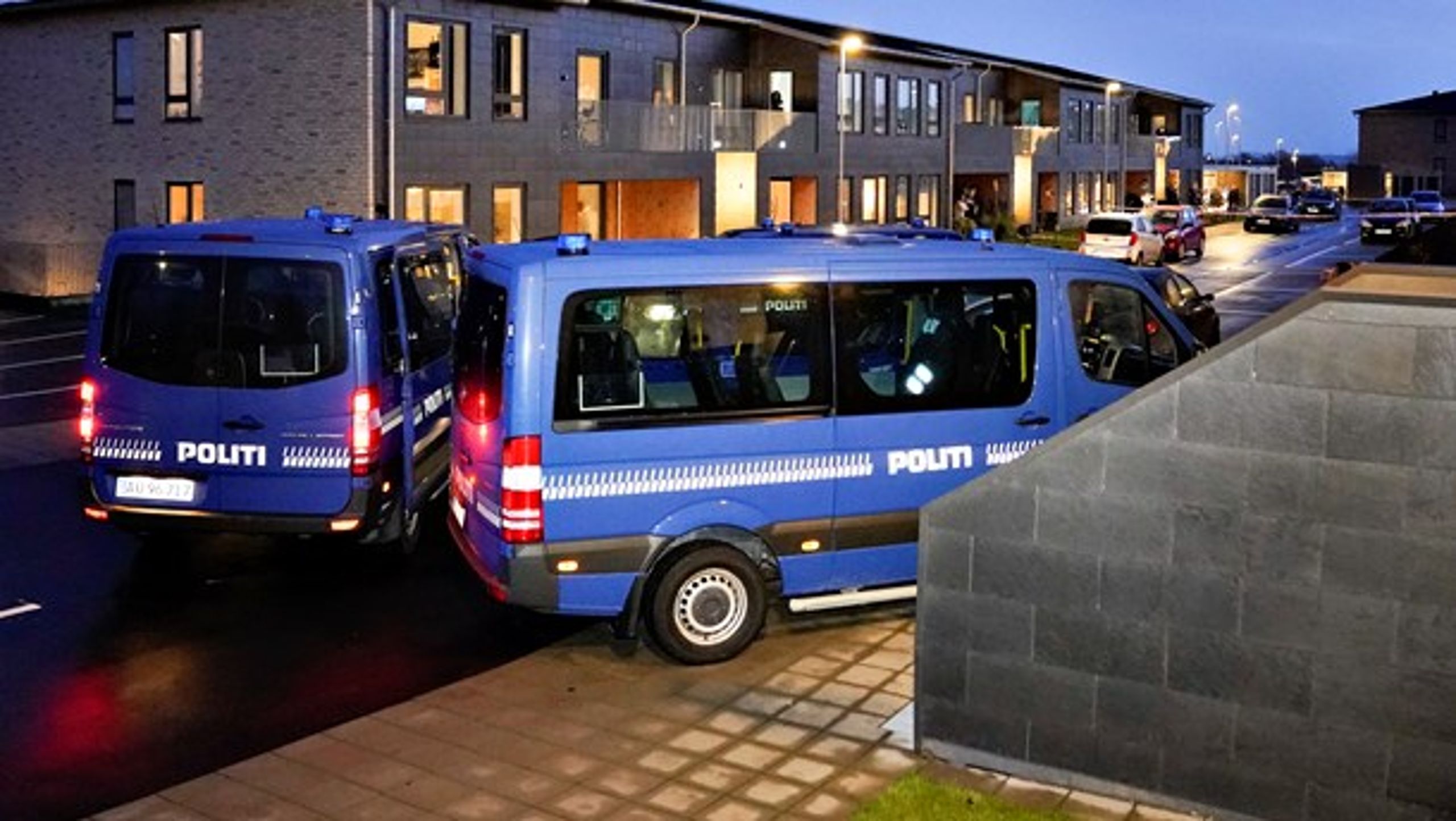 Politiet satte onsdag aften ind med aktioner i både Valby, Herlev og Aalborg (billedet).&nbsp;