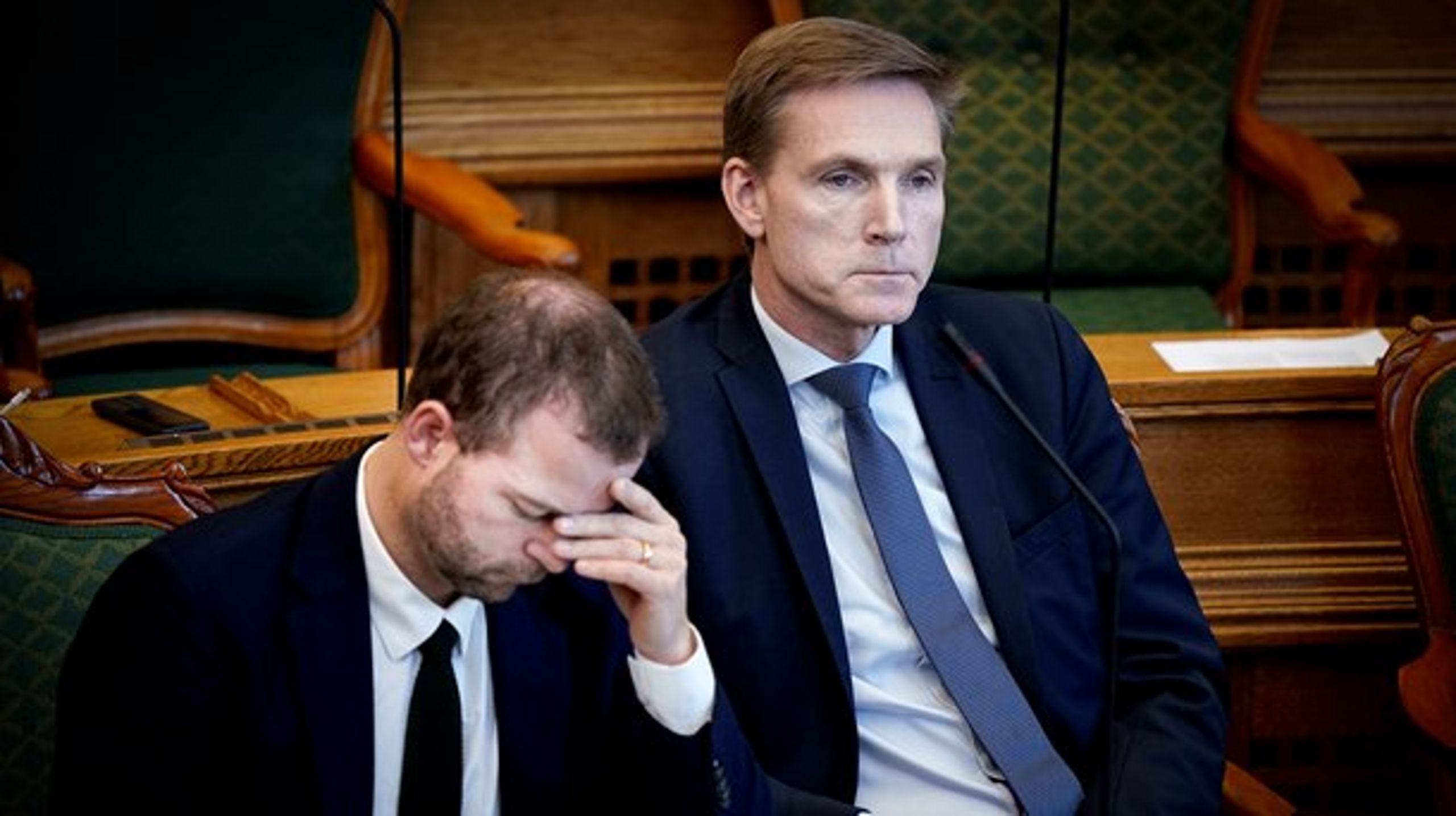 Radikale og Dansk Folkeparti er blandt de partier, der er&nbsp;trætte af at vente på regeringen.
