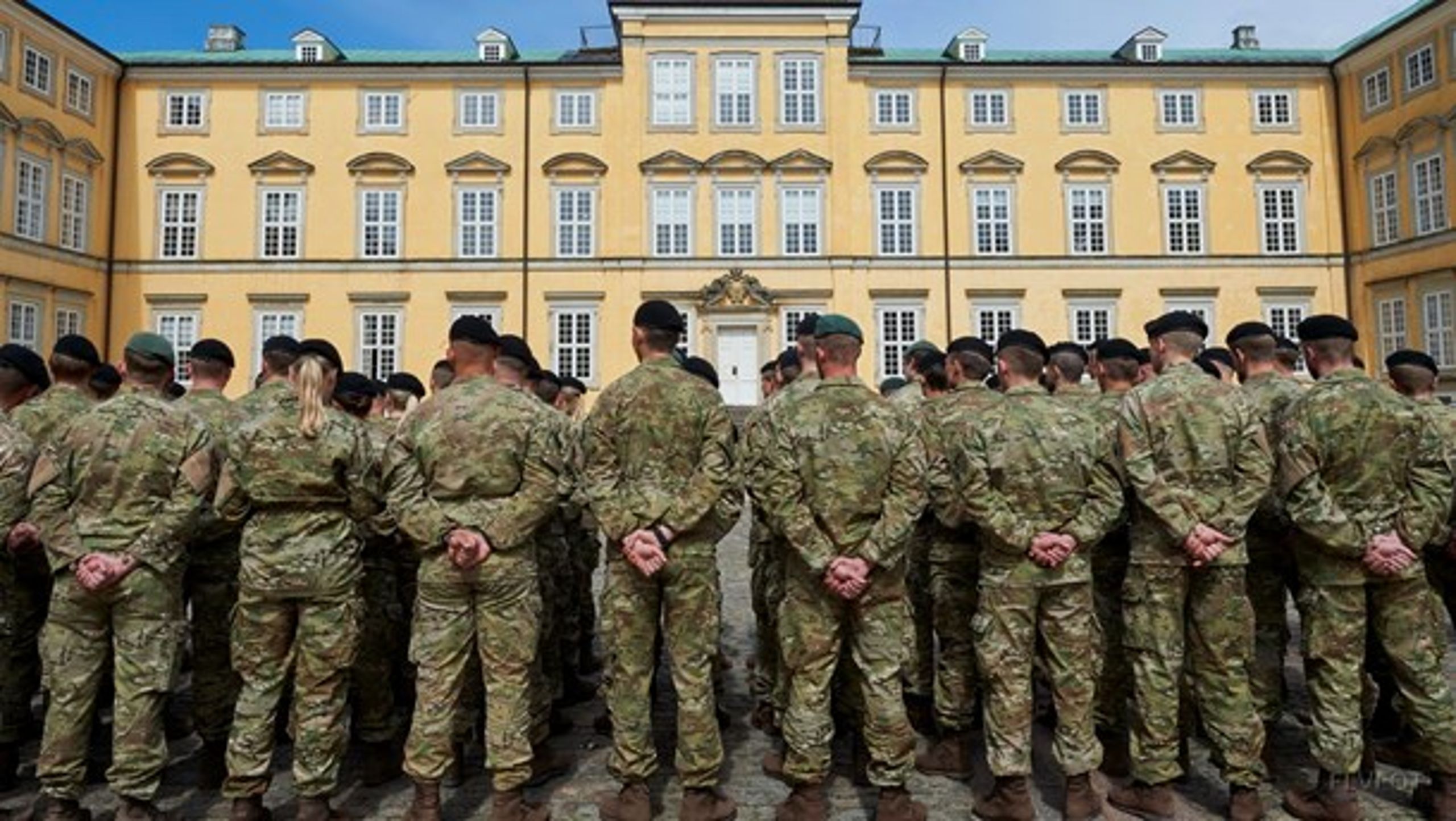 Hærens Officersskole på Frederiksberg Slot er en del af Forsvarsakademiet.