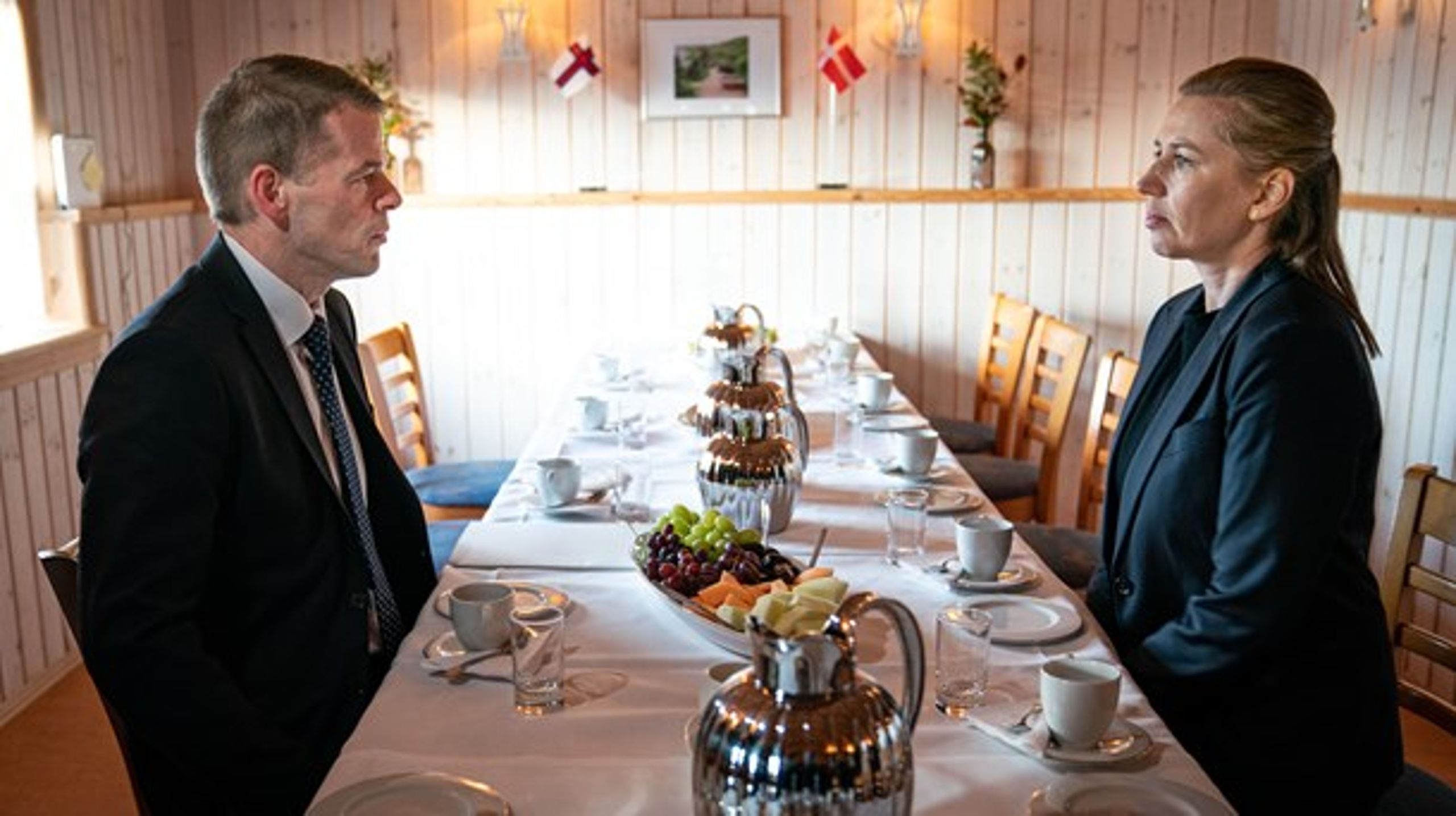 Statsminister Mette Frederiksen mødes med&nbsp;Færøernes lagmand, Bárður á Steig Nielsen.