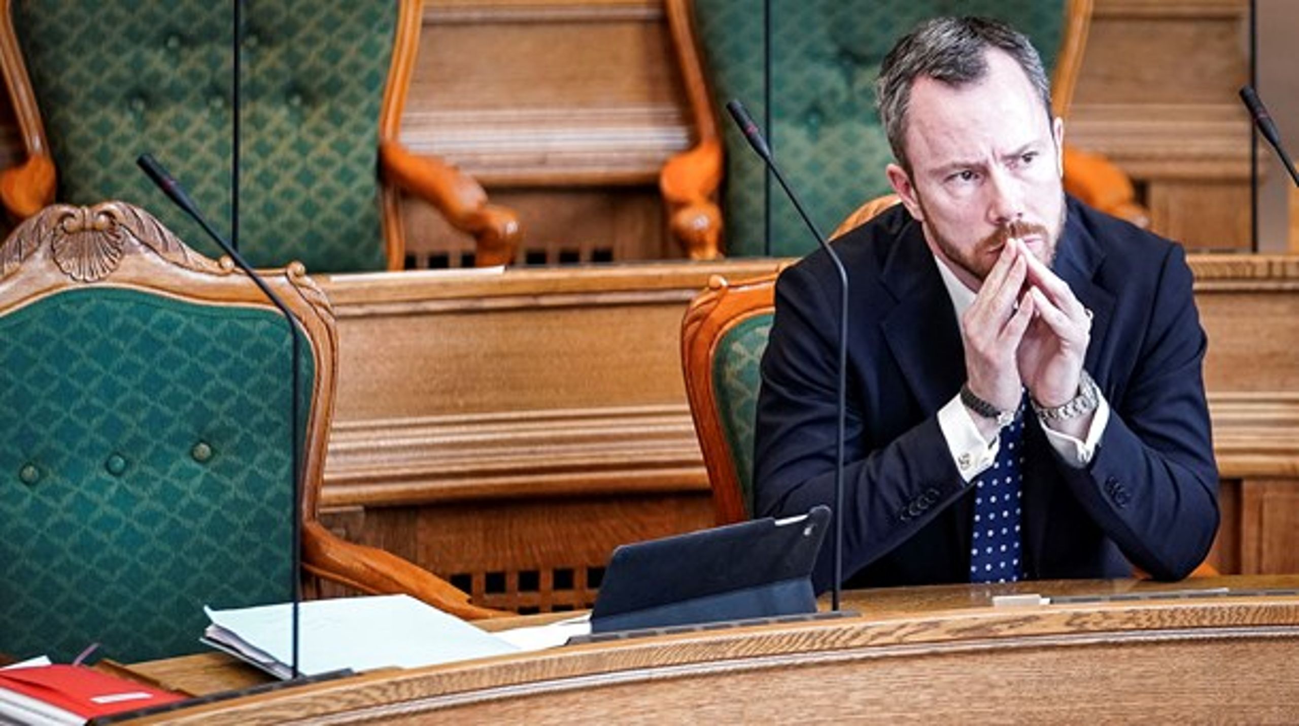 Jakob Ellemann-Jensen (V) og Venstre vil sikre kommunerne flere penge og undgå skattestigninger, hvis de skal indgå en aftale om den kommunale udligningsordning med regeringen.