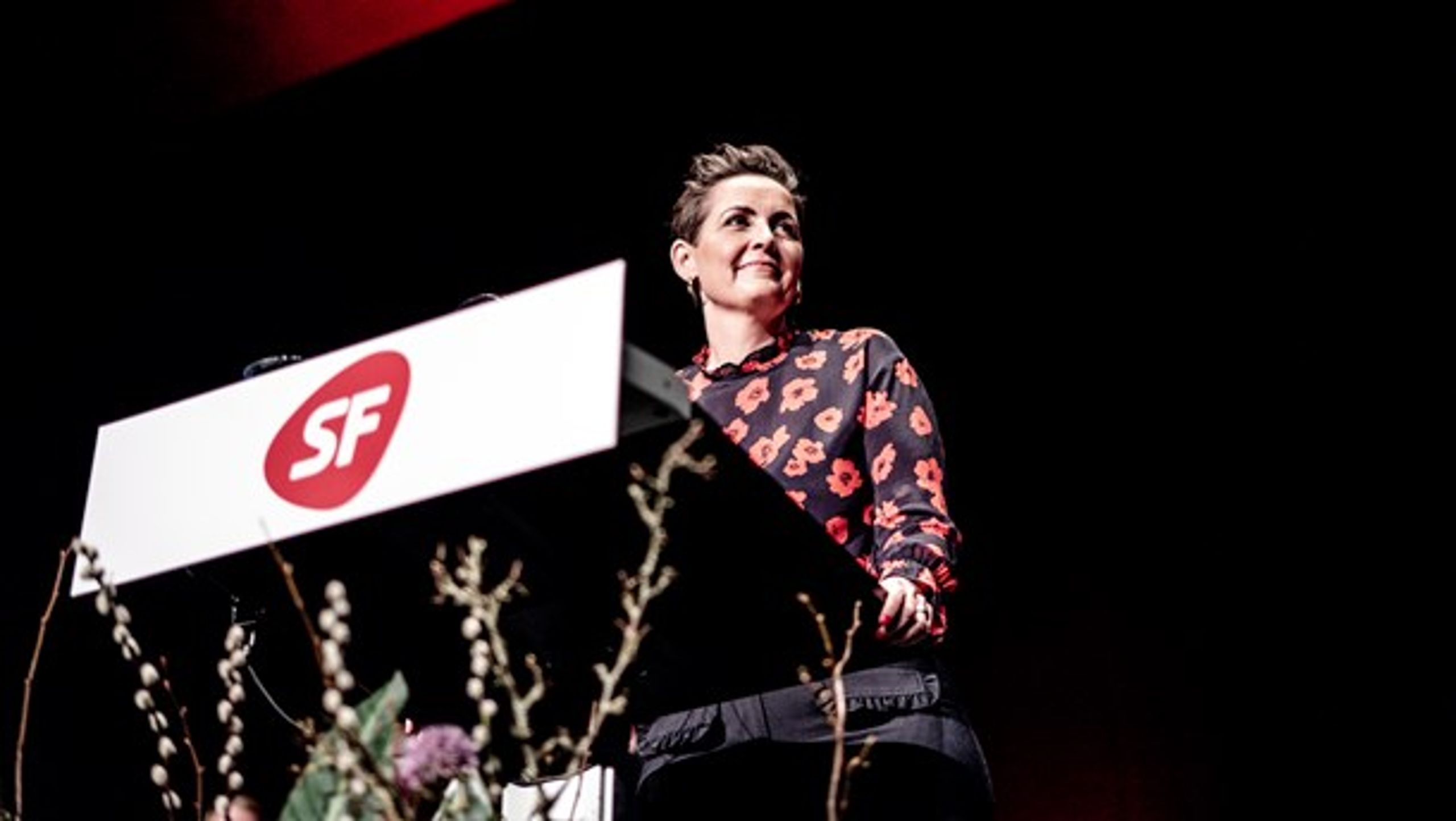 SF-formand Pia Olsen Dyhr holder tale ved SF's landsmøde 2020 i Kolding.