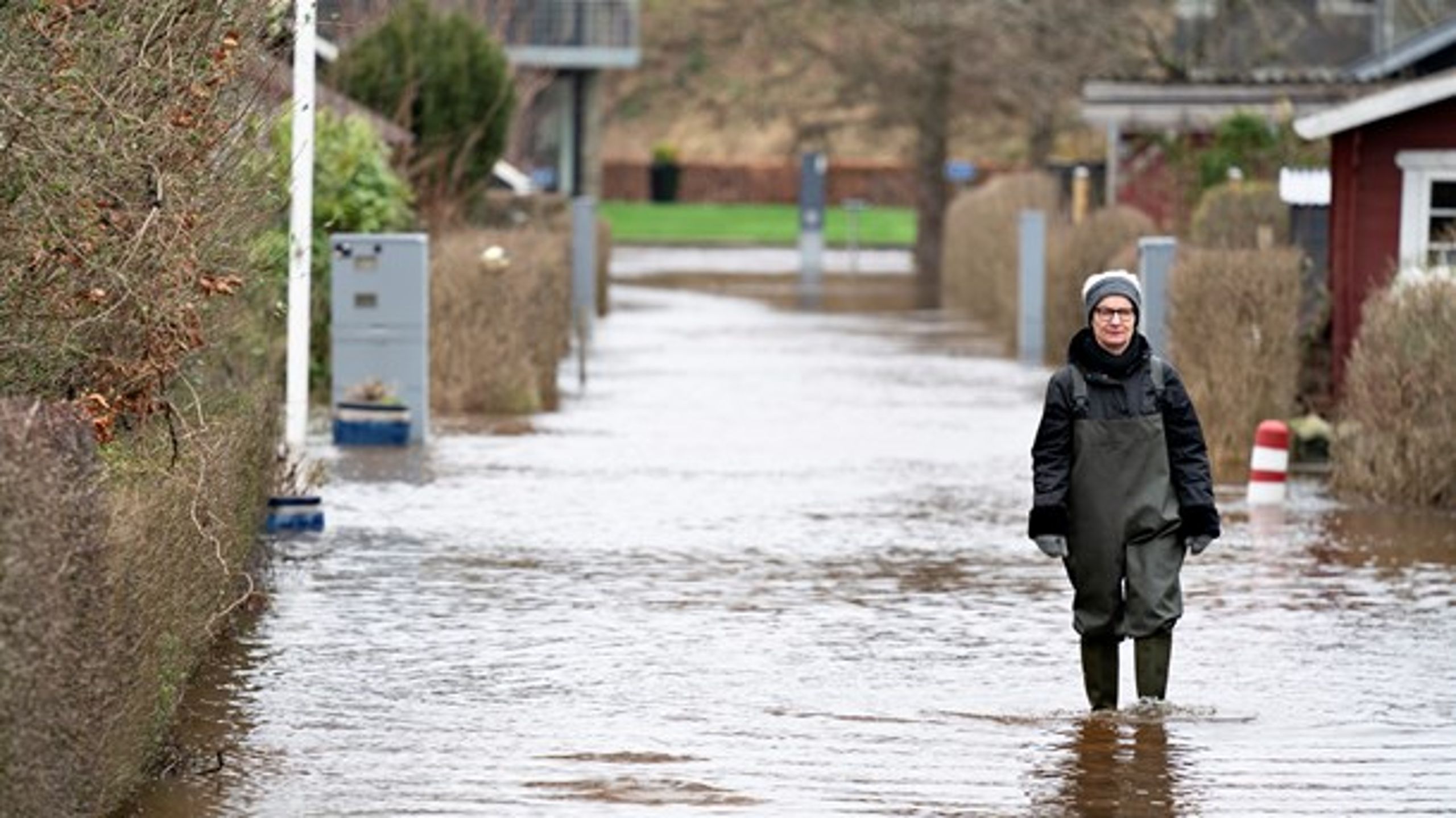 Hvis vi skal forebygge skaderne af de næste oversvømmelser, er der ikke tid til at træde vande, skriver Rambølls markedschef, Jens Christian Riise.&nbsp;