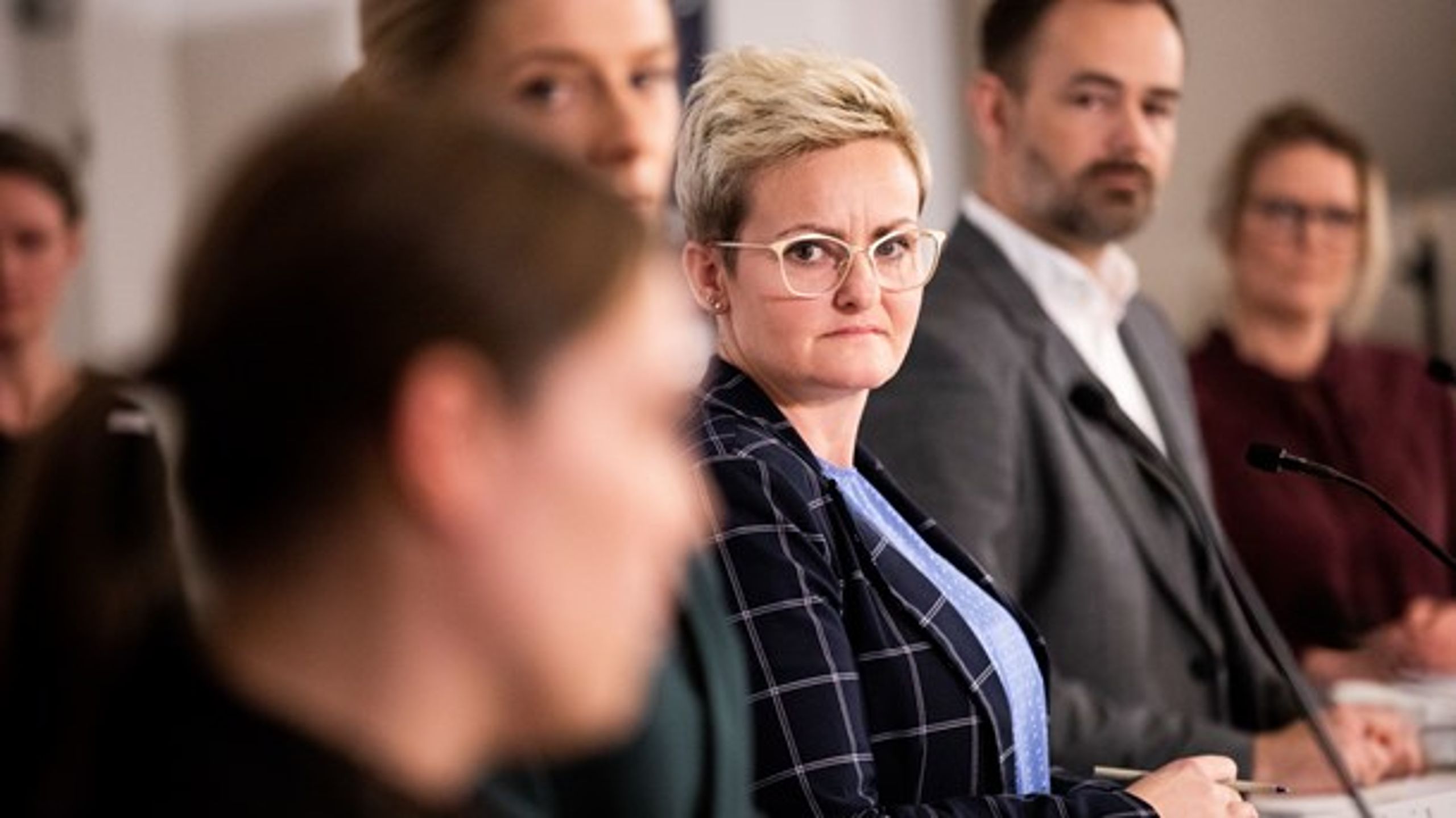 Børne- og undervisningsminister Pernille Rosenkrantz-Theil (S) under torsdagens pressemøde.