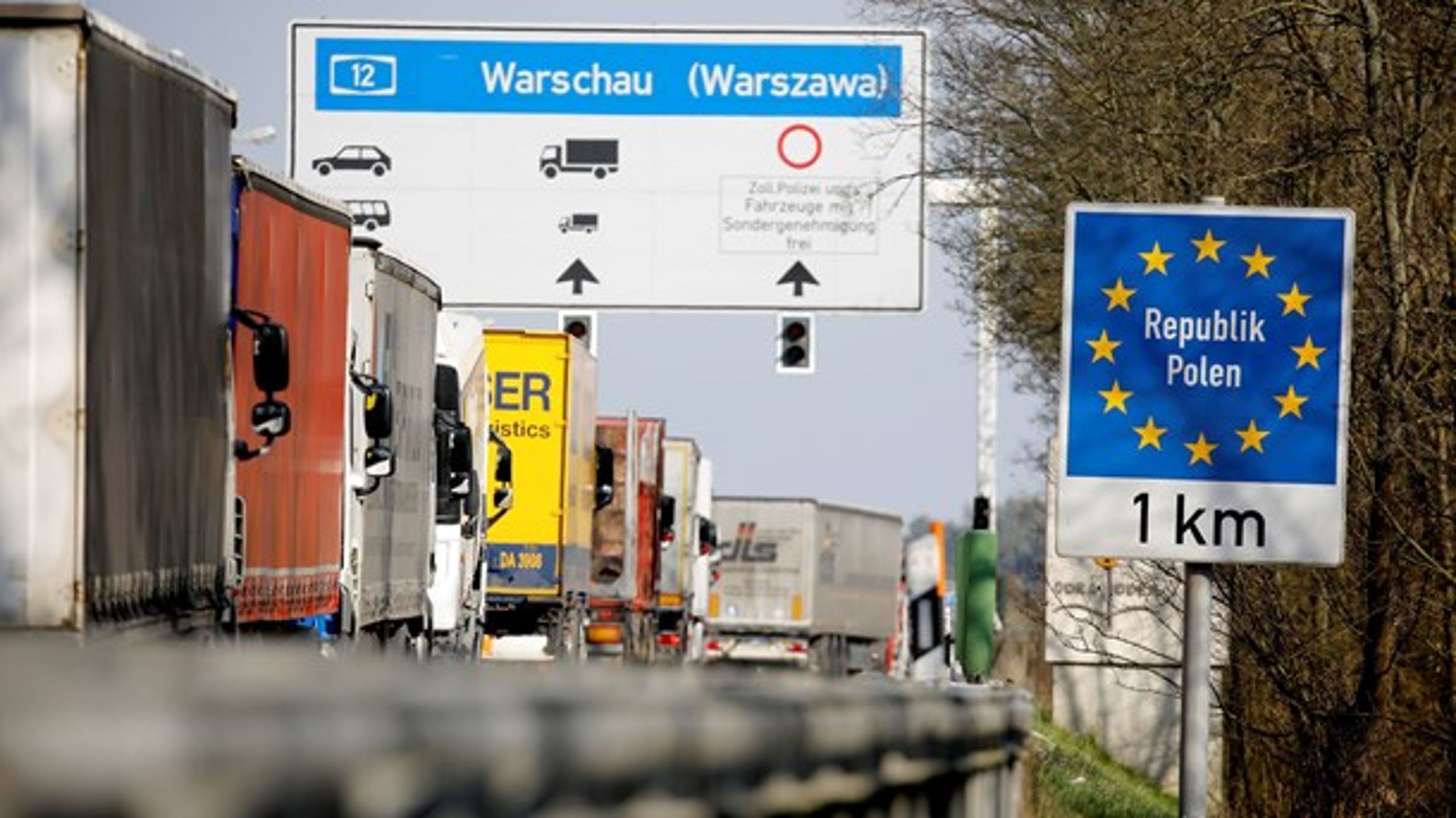 Trafik-kaos har udviklet sig ved grænsen mellem Tyskland og Polen.&nbsp;