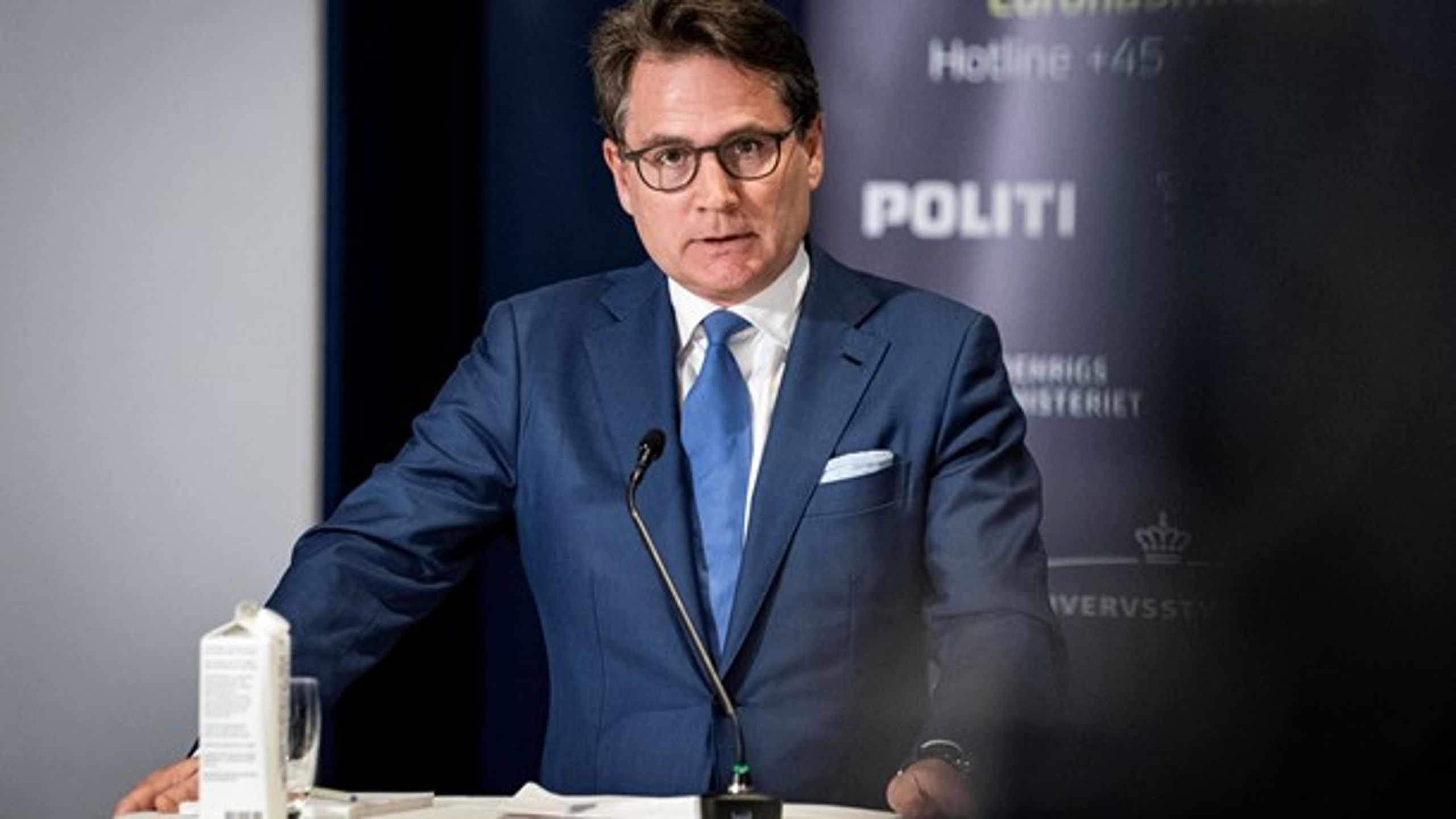 Politikerne skal tage flere af vores løsninger med ind i forhandlingslokalet, skriver Dansk Erhvervs direktør, Brian Mikkelsen.