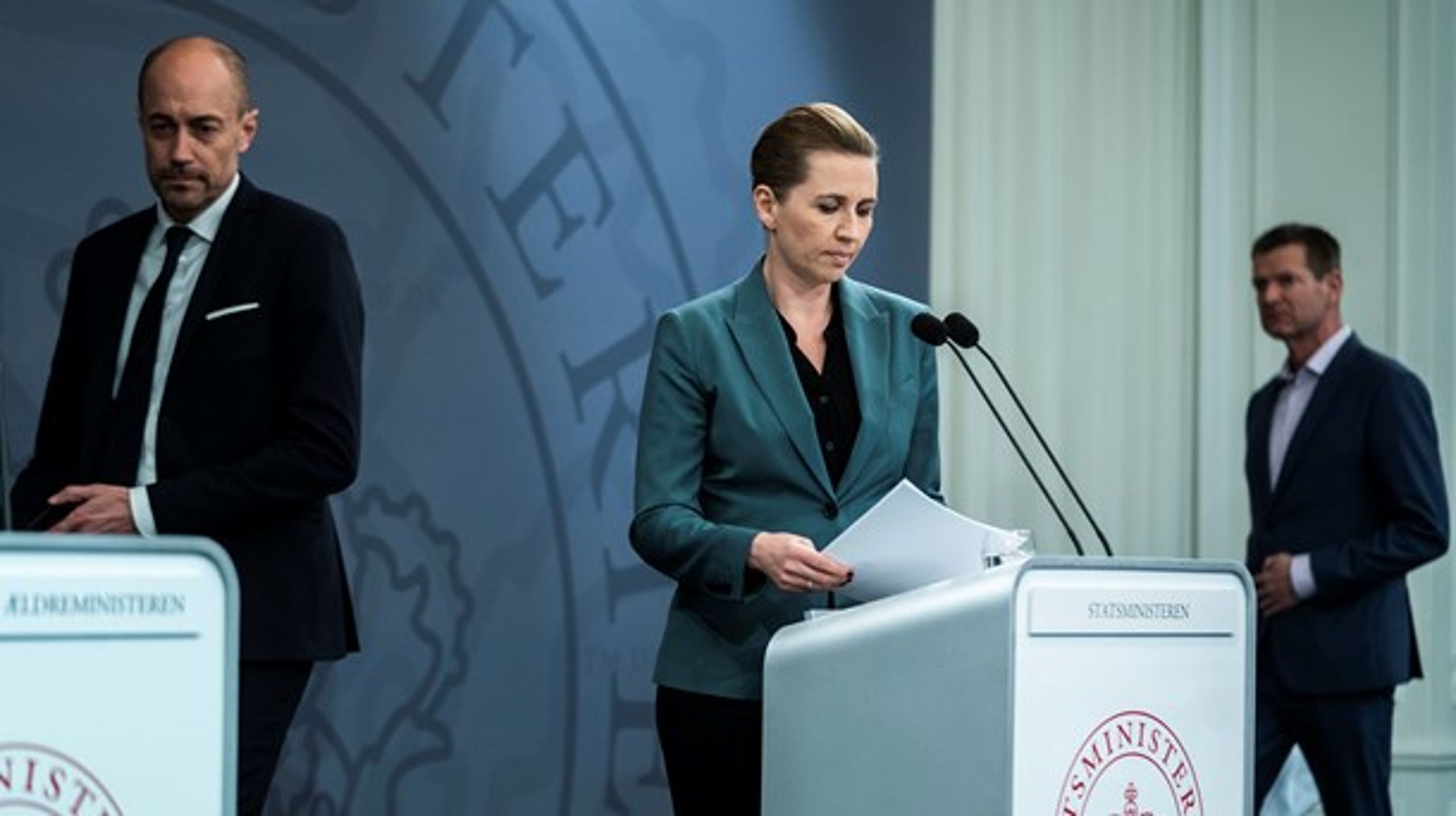 Danskerne belønner Mette Frederiksen for sin indsats under coronakrisen.