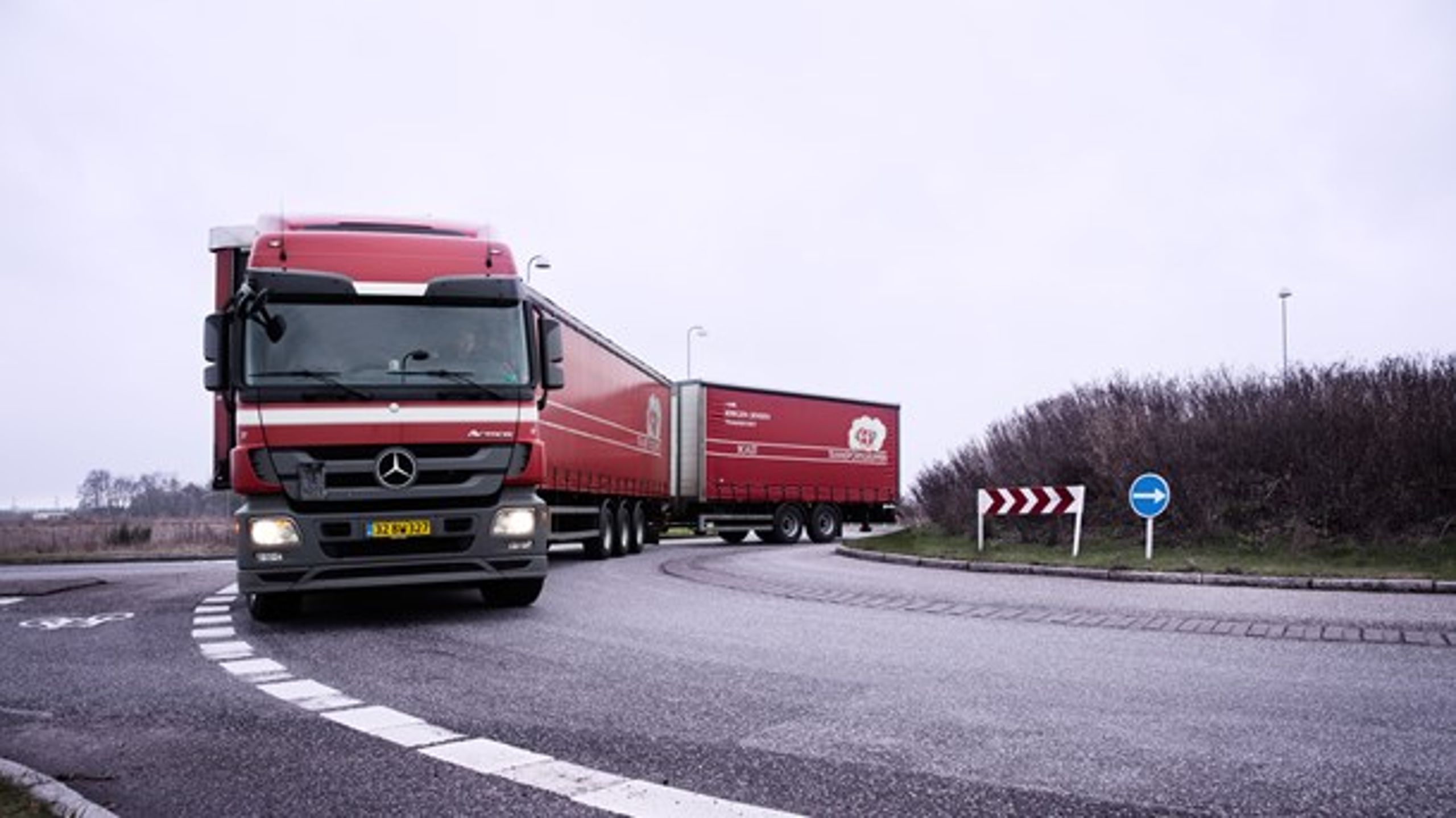 Regeringen vil fremrykke Euro6-kravet med seks måneder, så lastbiler indregistreret før 1. januar 2015 skal have monteret et partikelfilter.&nbsp;