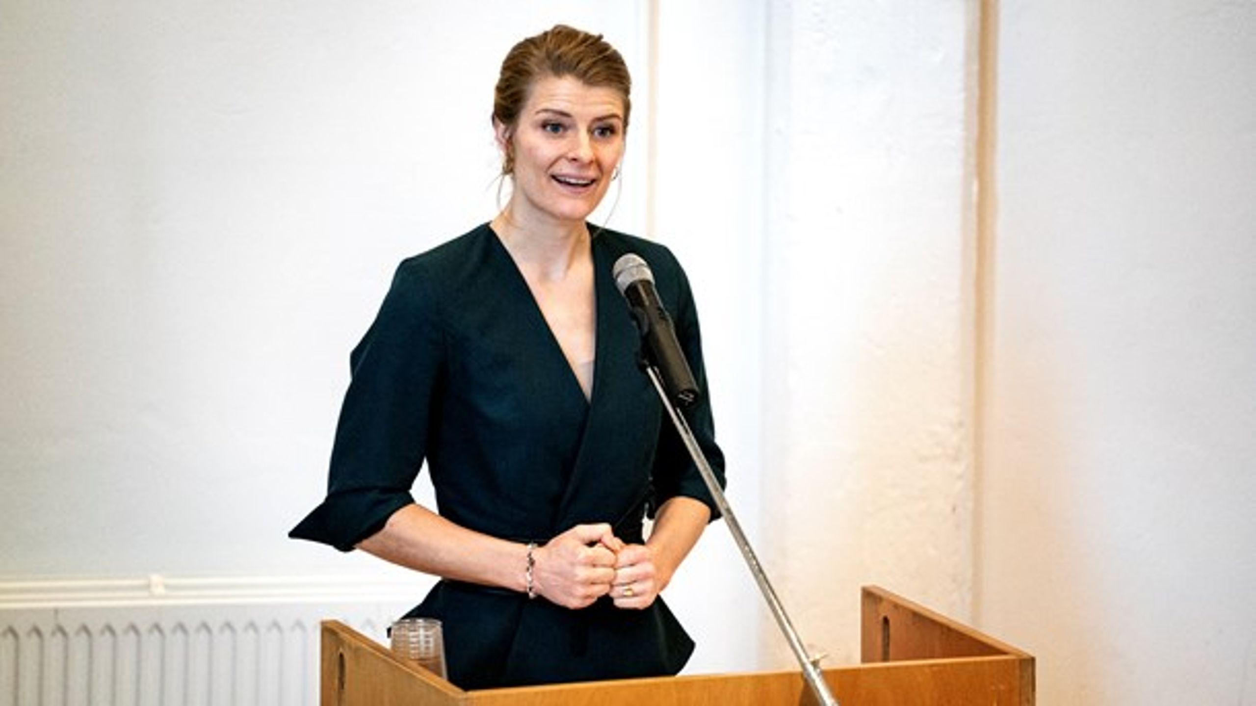 Forsknings- og uddannelsesminister Ane Halsboe-Jørgensen (S) holder tale til et event på Københavns Professionshøjskole.