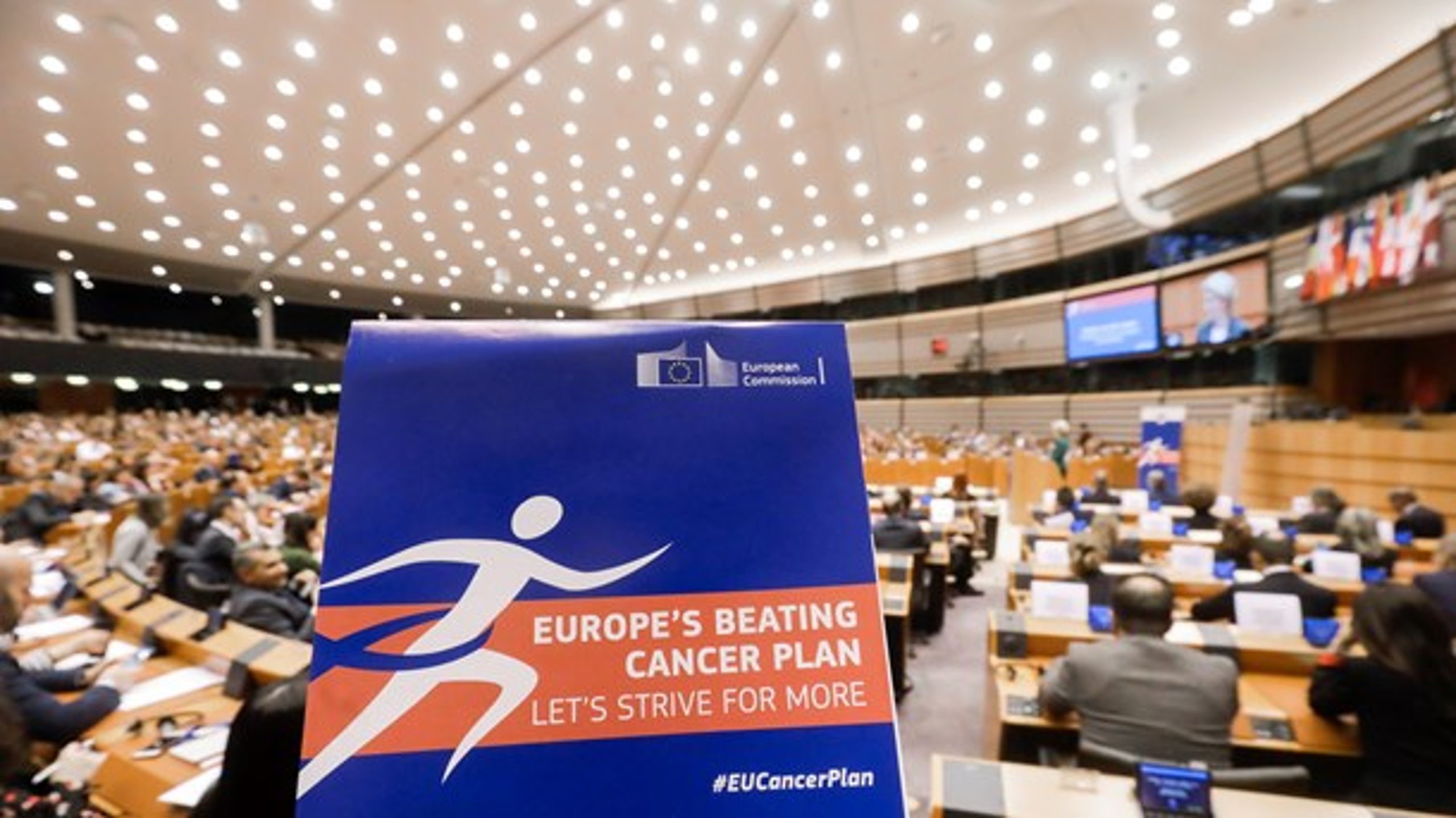 Det nye kræftudvalg går i spænd med EU-Kommissionens nye kræft-handleplan, der er i høring i øjeblikket. Den&nbsp;endelige&nbsp;strategi bliver fremlagt&nbsp;sidst på året.