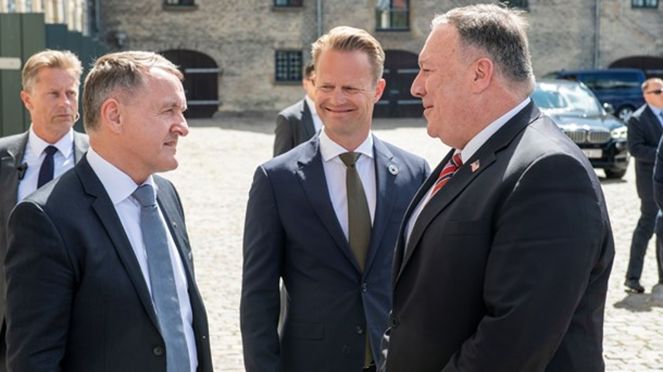 USA's udenrigsminister, Mike Pompeo, besøgte i dag Danmark. Han meddelte, at USA og Færøerne har indgået et formelt samarbejde om fiskeri og handel.