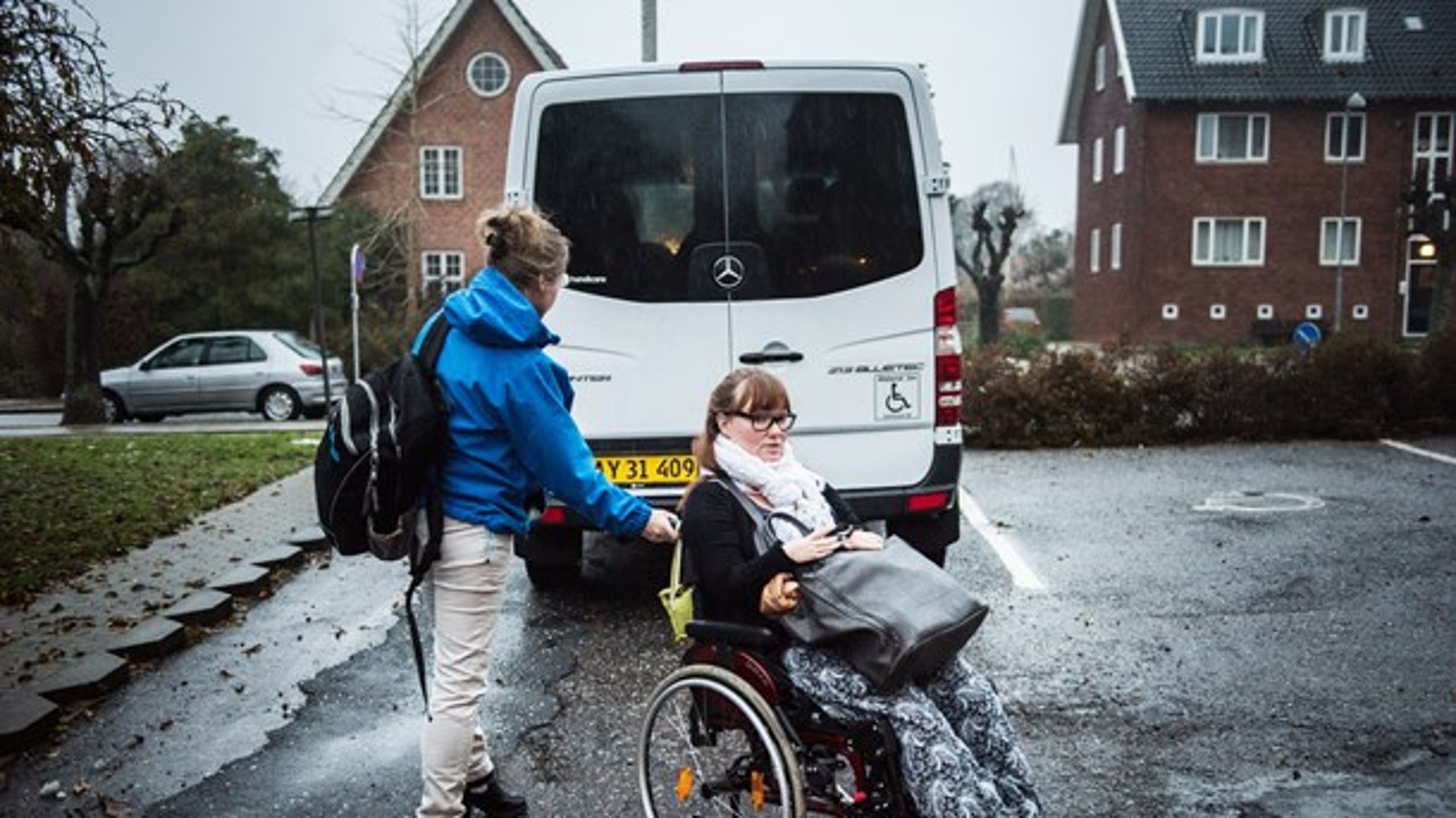 Det er ikke værdigt at bedømme mennesker med handicaps behov for hjælp med et stopur, skriver forsker Emil Søbjerg Falster.&nbsp;