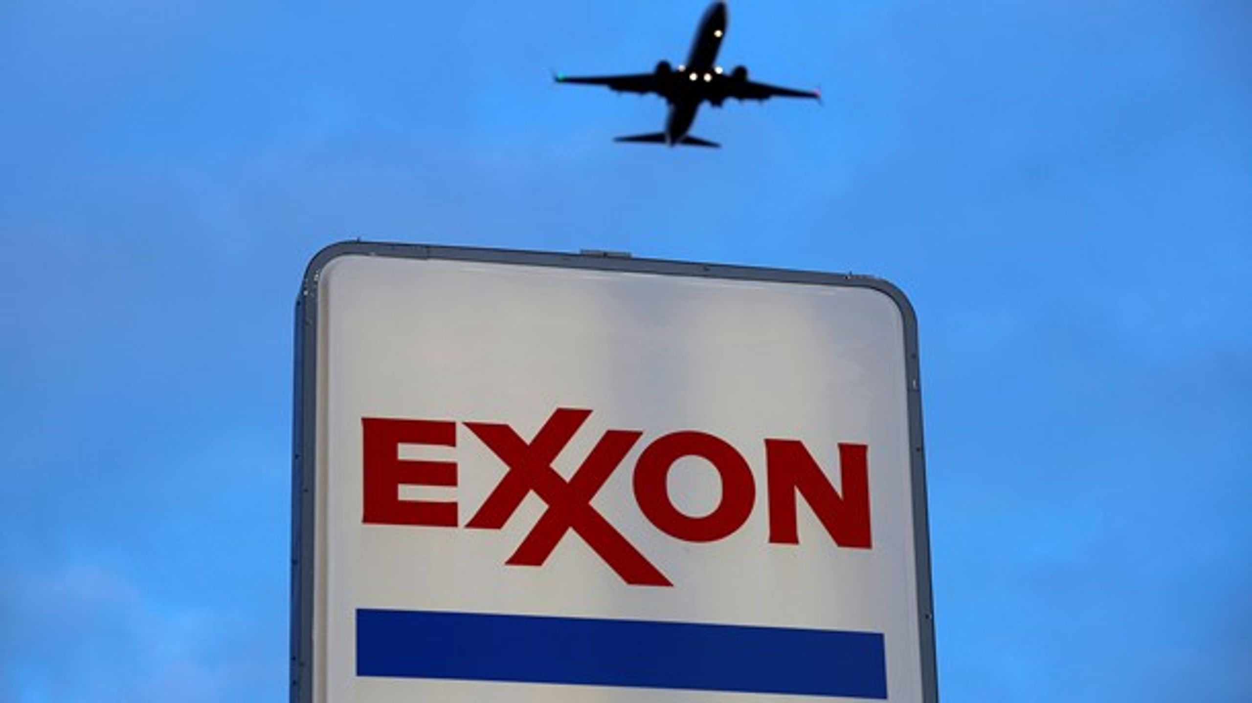 Exxon har sammen med andre af verdens&nbsp;største olieselskaber målrettet modarbejdet klimakampen, viser en ny DR-dokumentar.