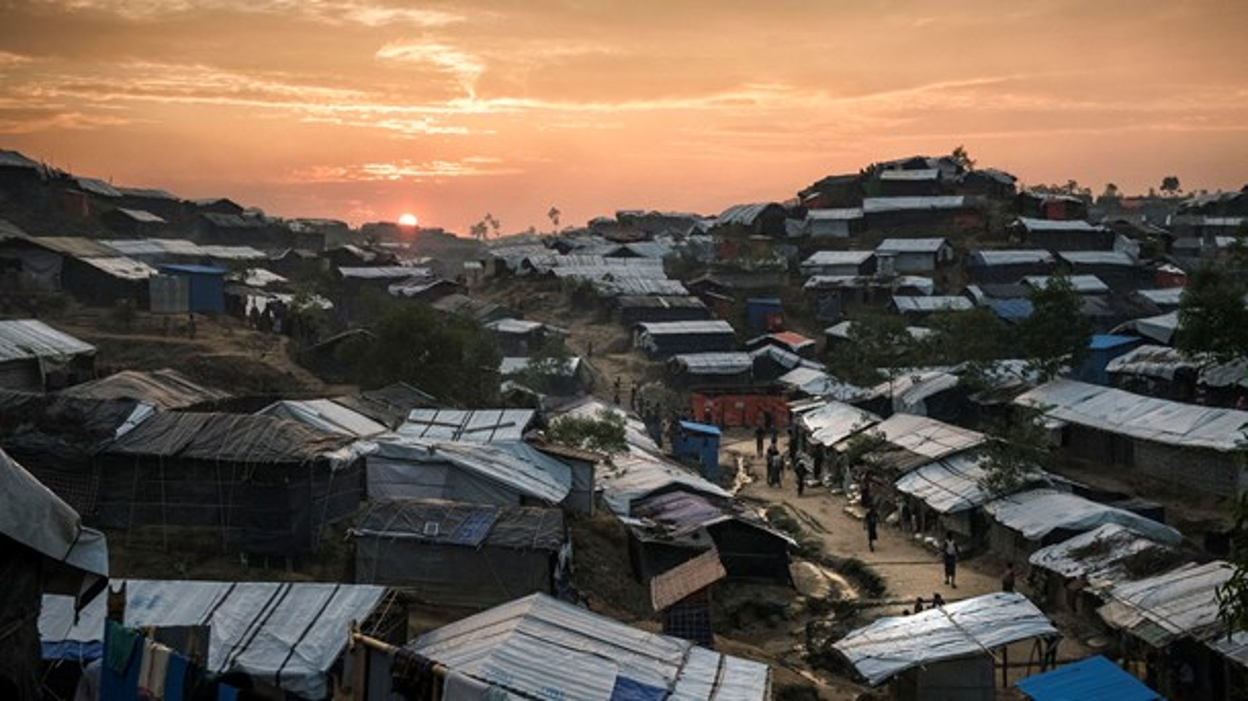 Verdens største flygtningelejr ligger i Bangladesh og er befolket af rohingyaer – et forfulgt muslimsk mindretal i nabolandet Myanmar.