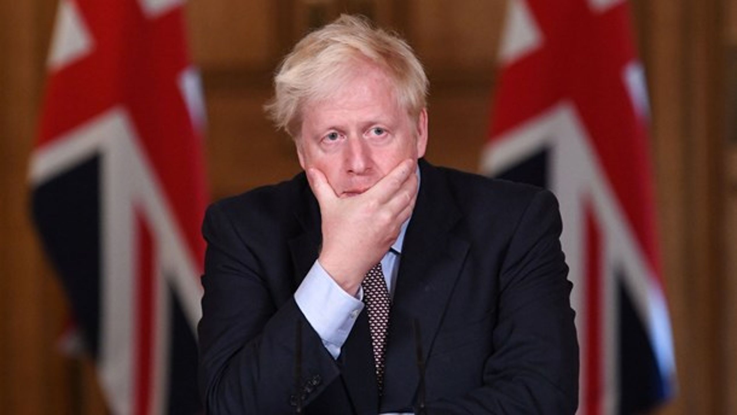 Premierminister Johnson ryster EU ved at udfordre Brexit-aftalen i 11. time.