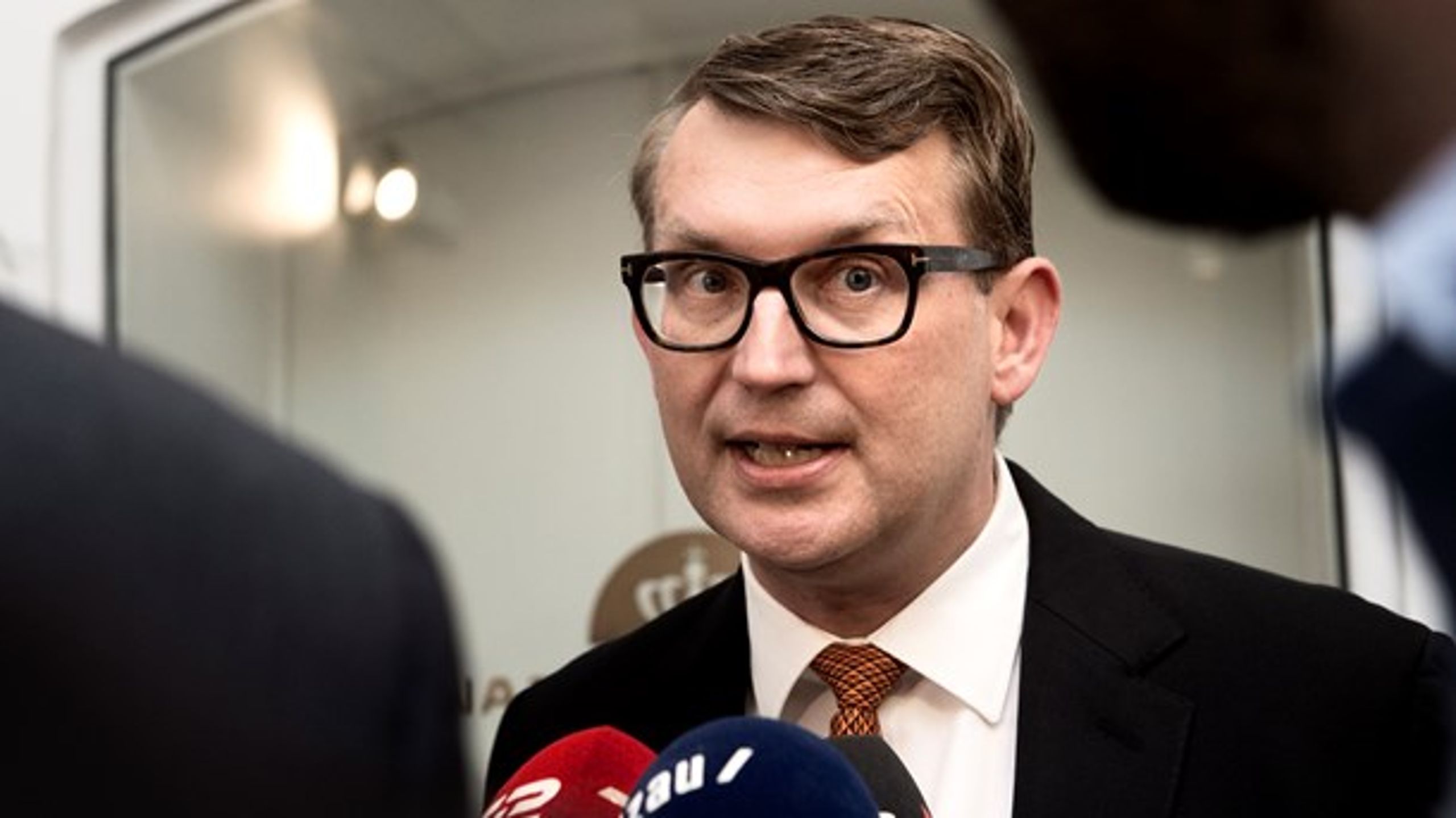 Venstres finansordfører, Troels Lund Poulsen, er en del af det flertal, som kræver, at alle fem ugers indfrosne feriepenge bliver udbetalt.