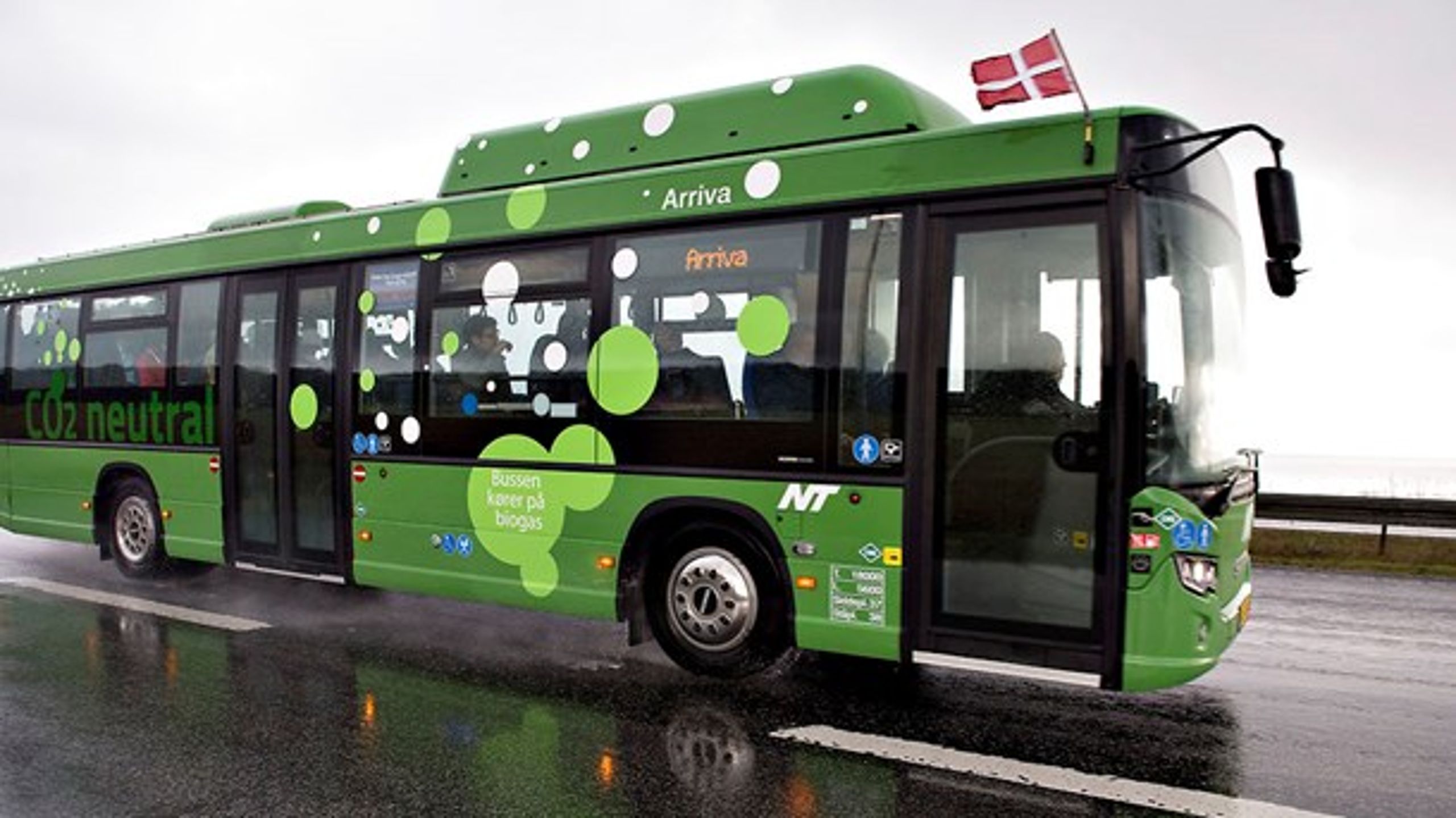To sejlivede myter om biogas risikerer at afskære Danmark fra på billig vis at sænke CO2-udledningen på tung transport (Arkivfoto).