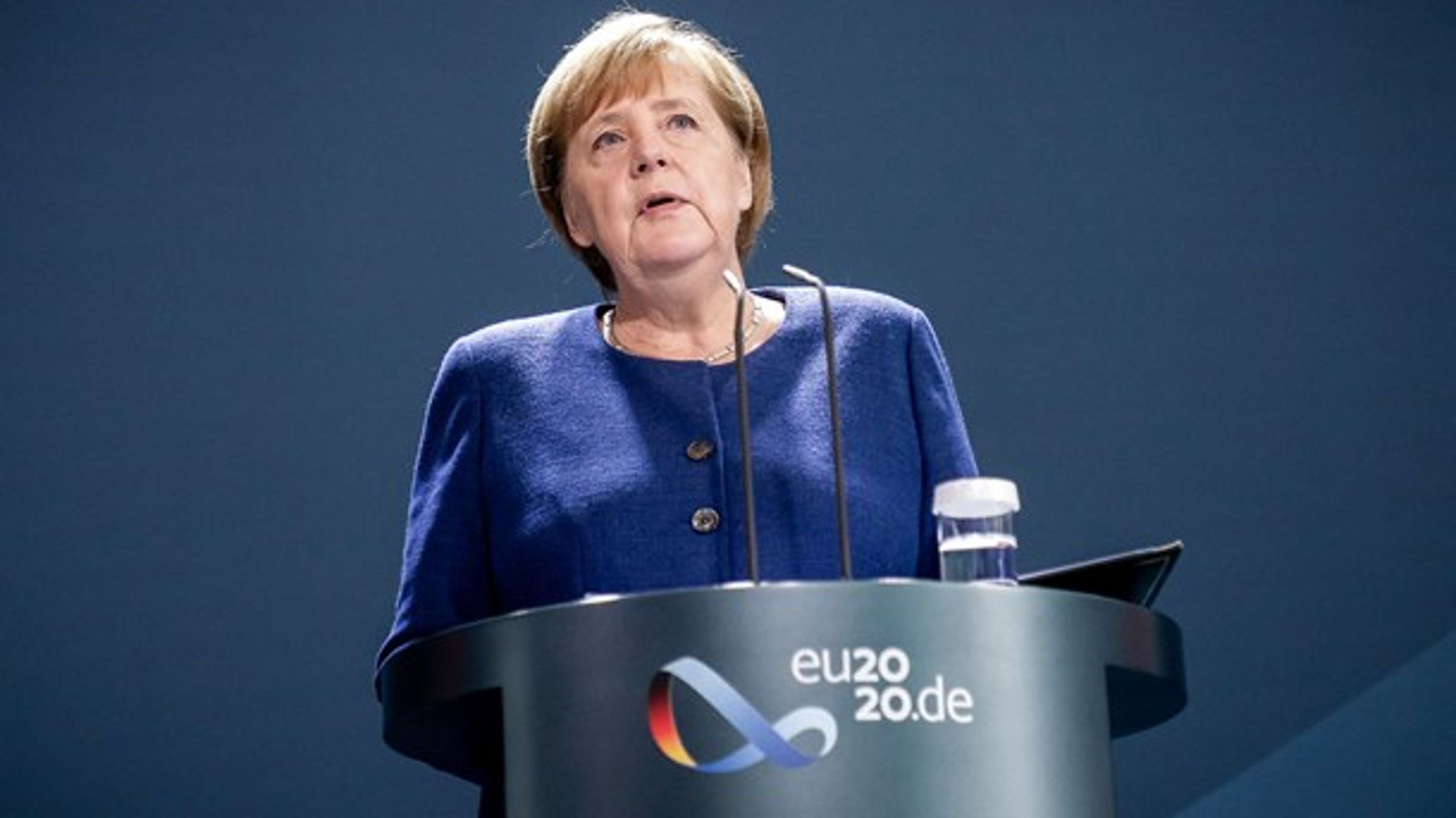 Merkel ser frem til godt samarbejde med præsident Biden, sagde hun mandag.