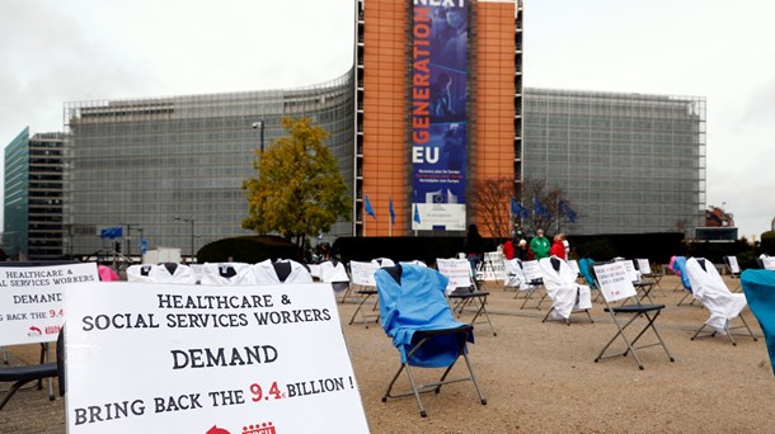 Der er blevet demonstreret i Bruxelles, efter regeringsledere i sommer beskar sundhedsdelen af EU's budget.