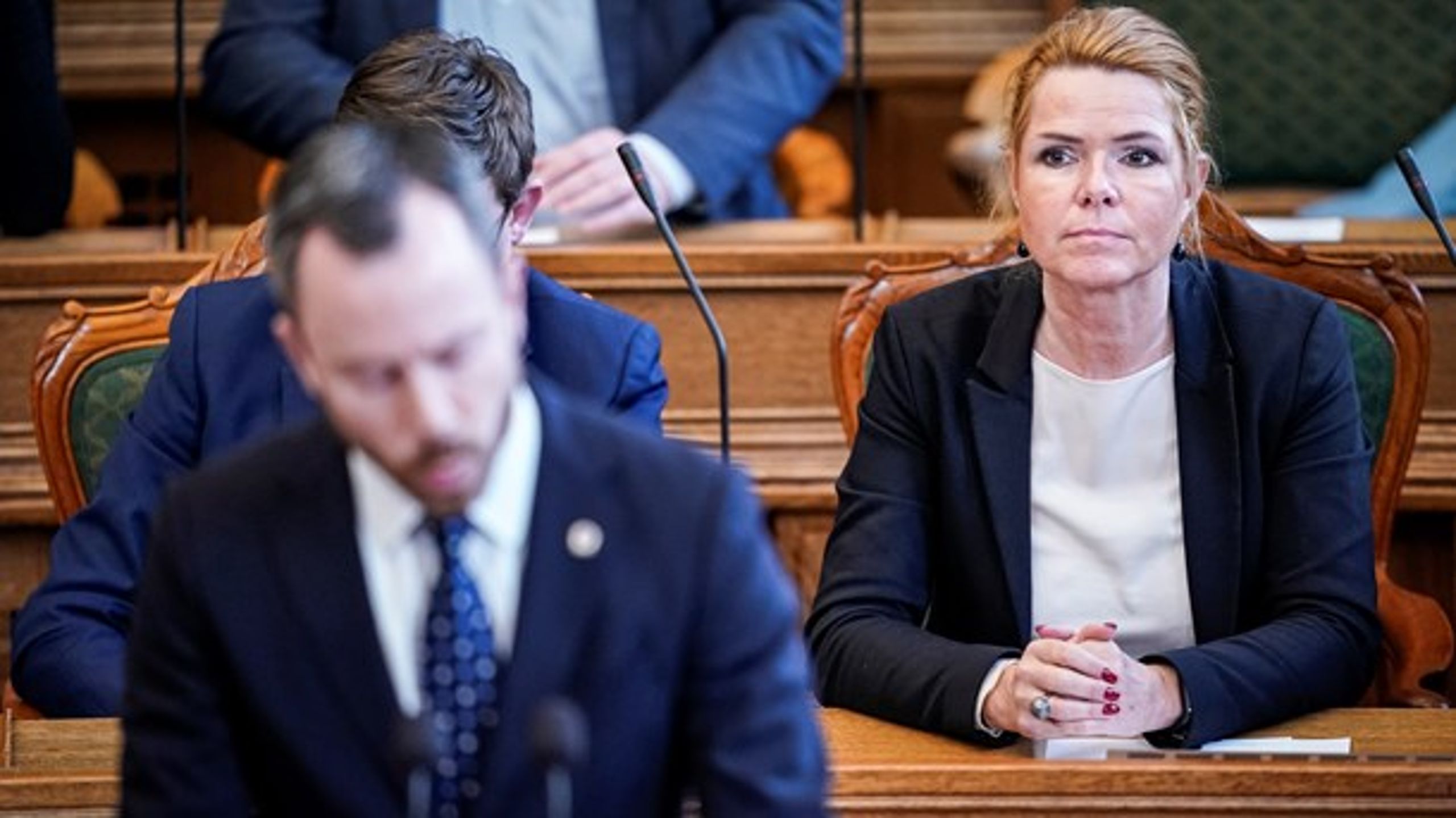 Venstres næstformand Inger Støjberg er uenig med formand Jakob Ellemann-Jensen, når det gælder en måske kommende rigsretssag med hende selv i hovedrollen.