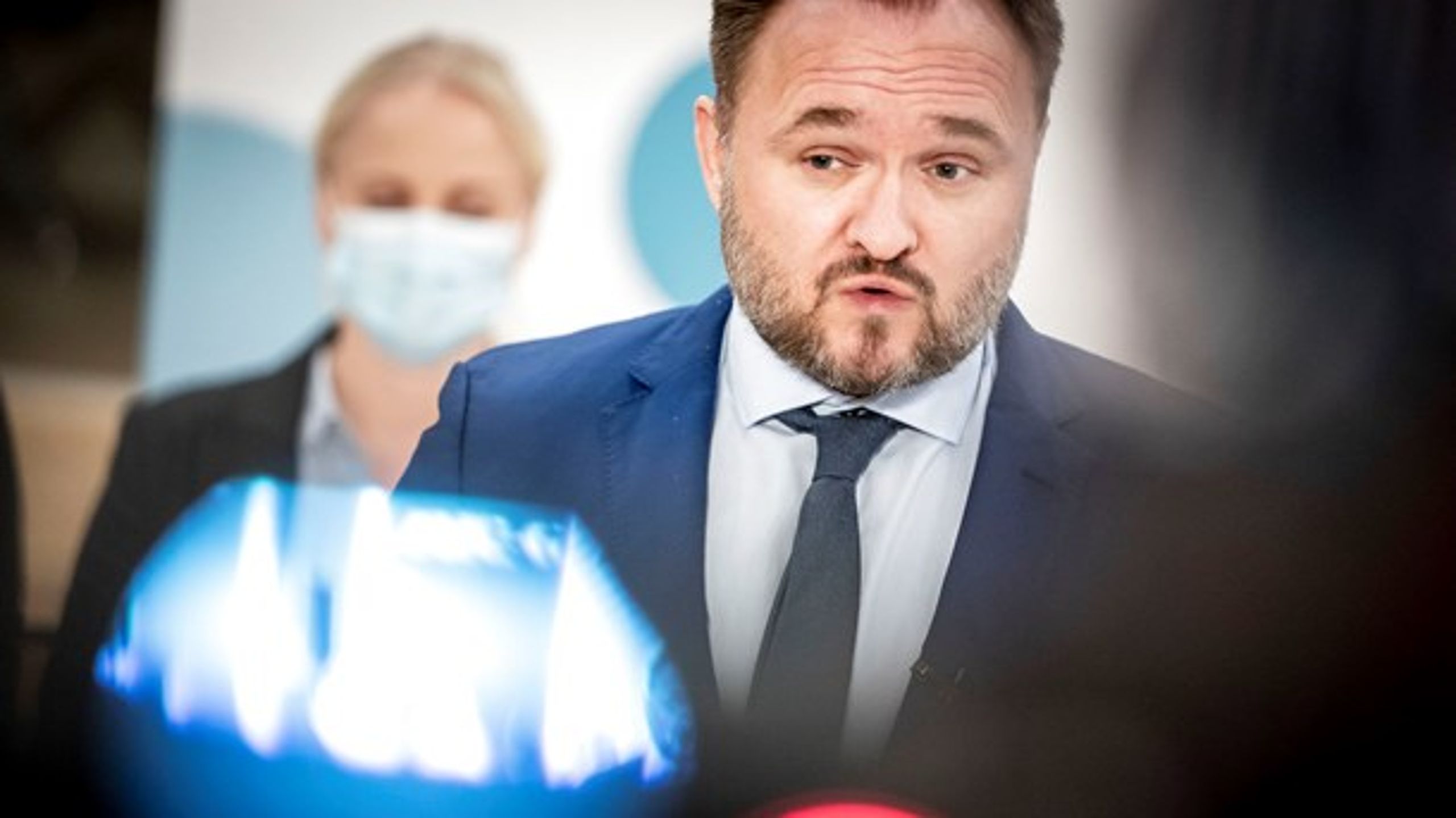 Dan Jørgensen (S) er fungerende erhvervsminister, mens Simon Kollerup (S) er sygemeldt.&nbsp;