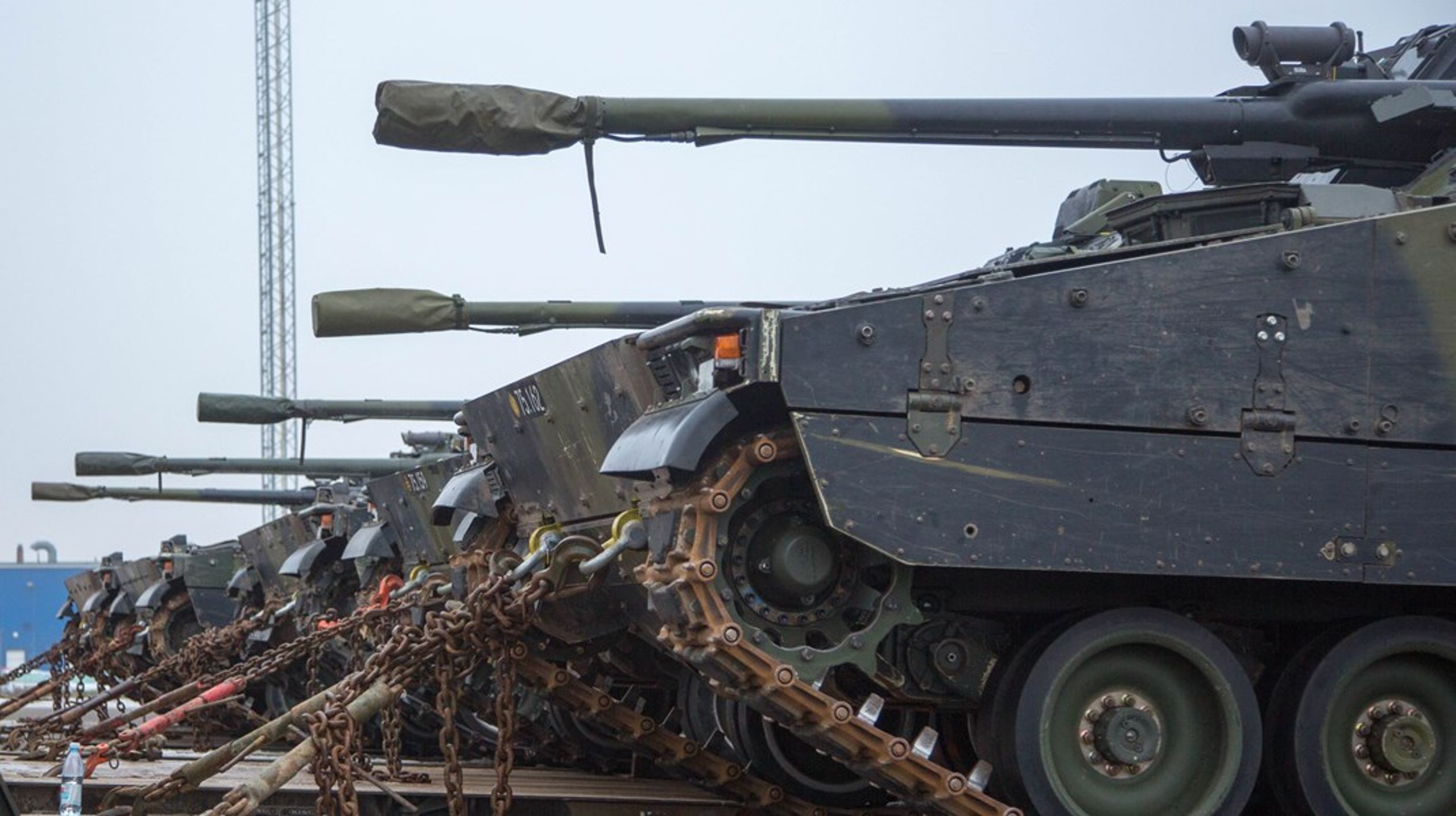 <div>Danske infanterikampkøretøjer på vej til Estland i januar 2018.<br></div>